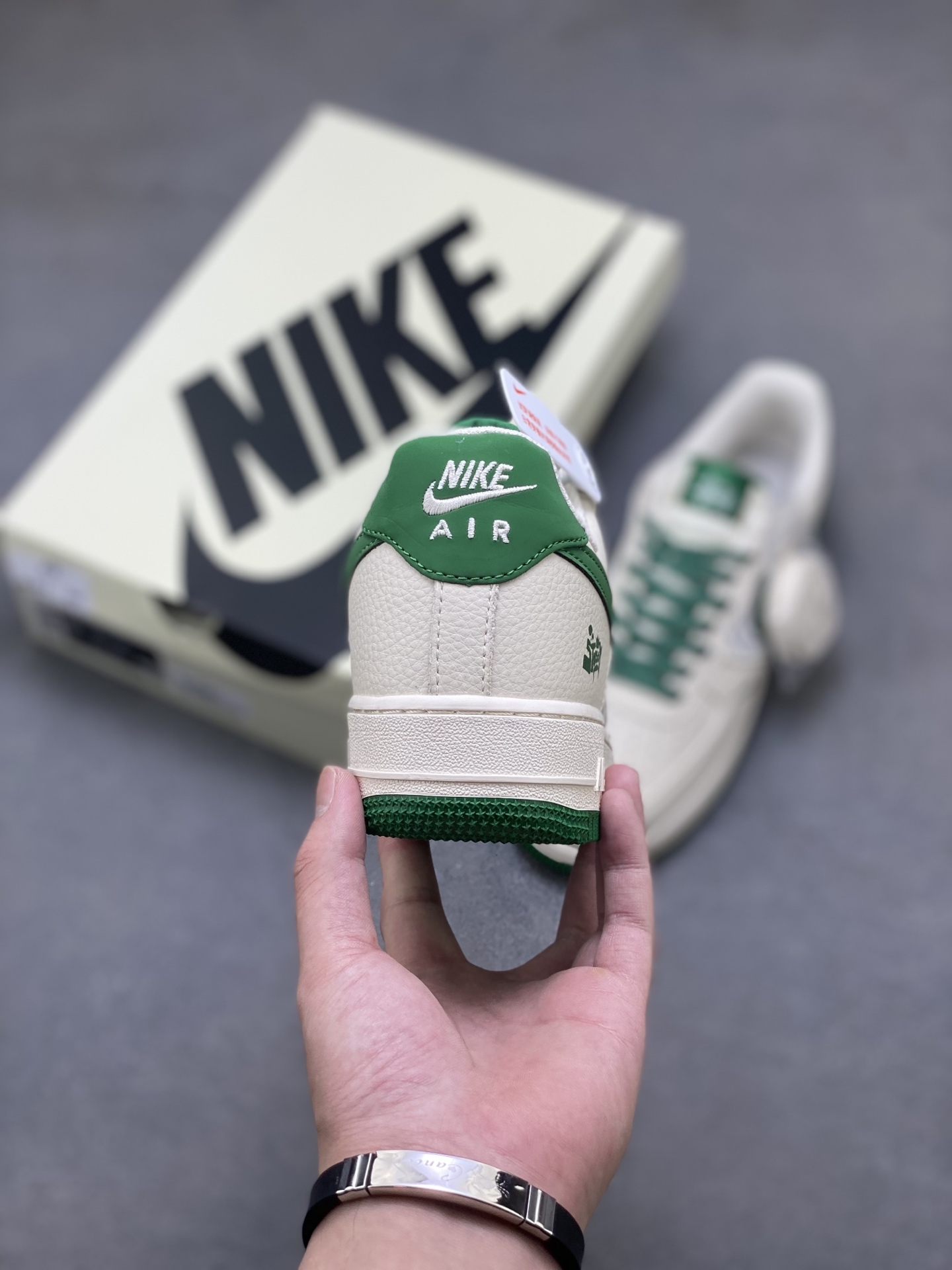 Nike Air Force 1 '07 Low Green and Beige Casual Sneakers HJ3318-001 5 i1753806468165 5475 0 3