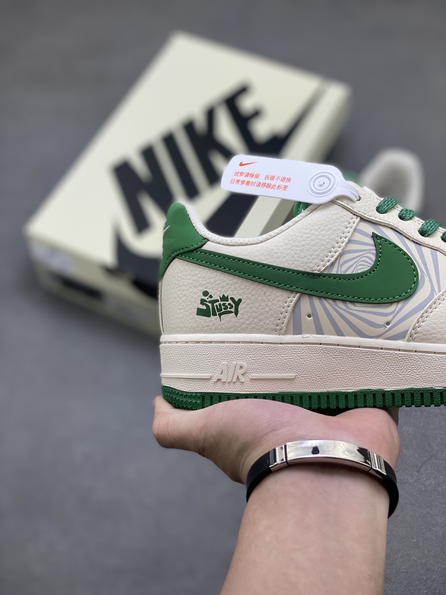 Nike Air Force 1 '07 Low Green and Beige Casual Sneakers HJ3318-001 6 i1753806485027 9657 0 4