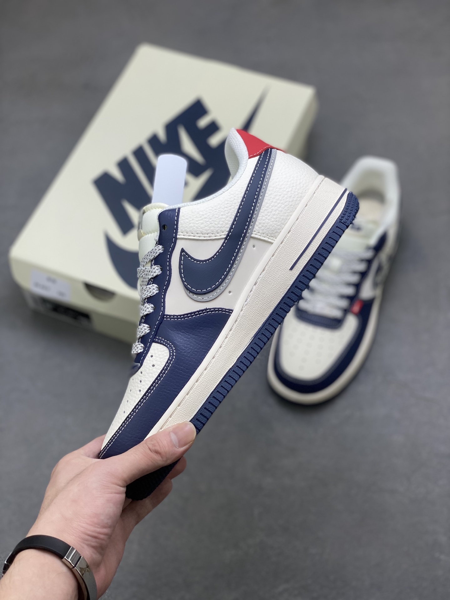 Nike Air Force 1 '07 Low Sneakers - Limited Edition, Comfortable and Stylish 4 i1754589474148 138 0 2