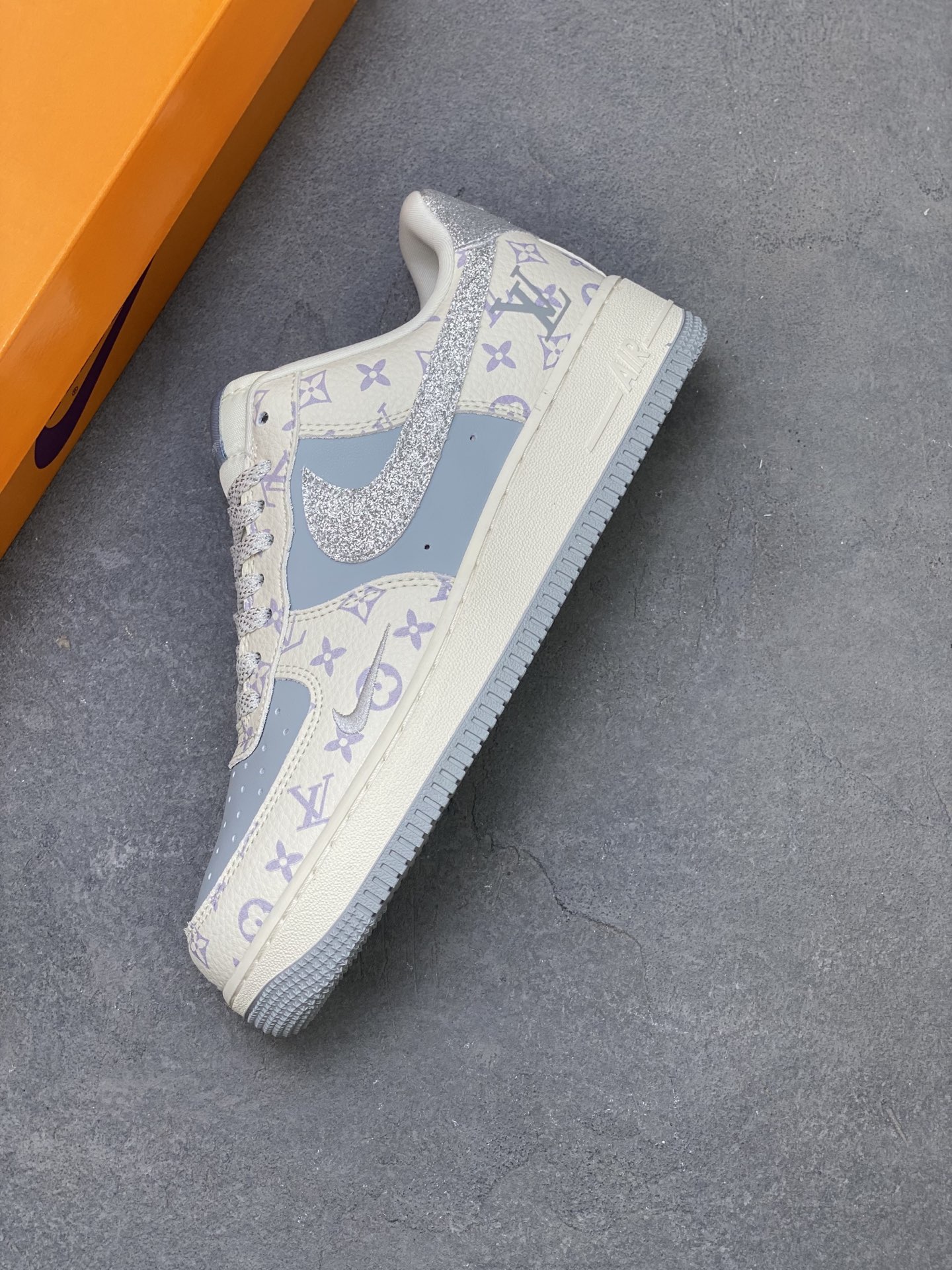 Nike Air Force 1 '07 Low Sneakers - Limited Edition, Designer Collaboration 8 i1754589508219 2475 0 6