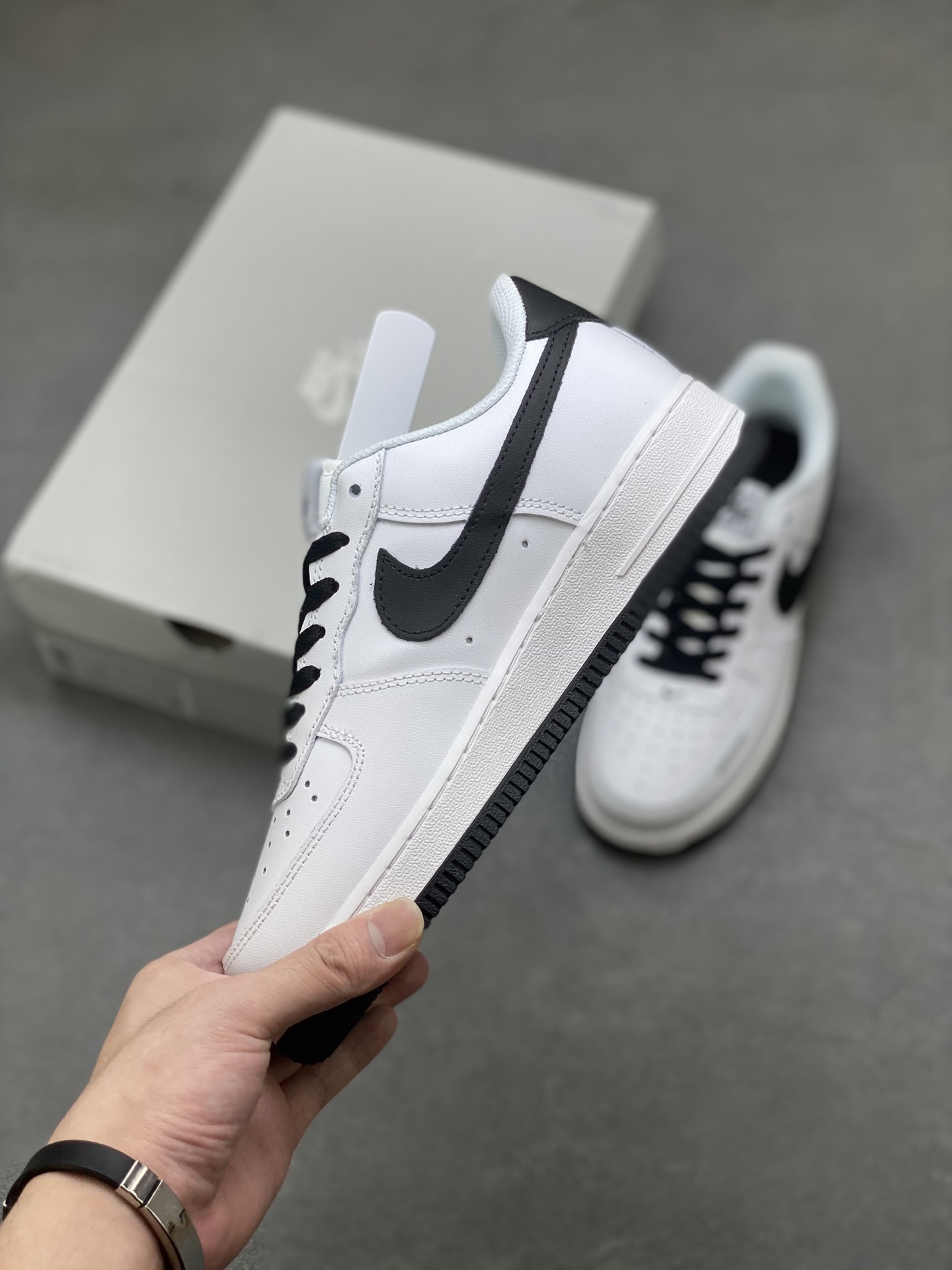 Nike Air Force 1 '07 Low White/Black Stitching Detail Casual Shoes 4 i1754589571230 3191 0 2