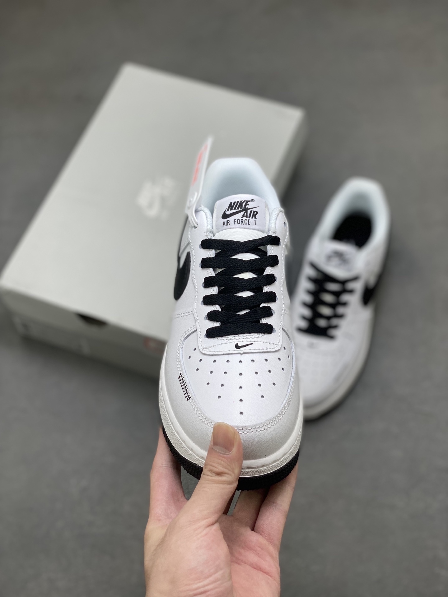 Nike Air Force 1 '07 Low White/Black Stitching Detail Casual Shoes 3 i1754589571308 8693 0 1