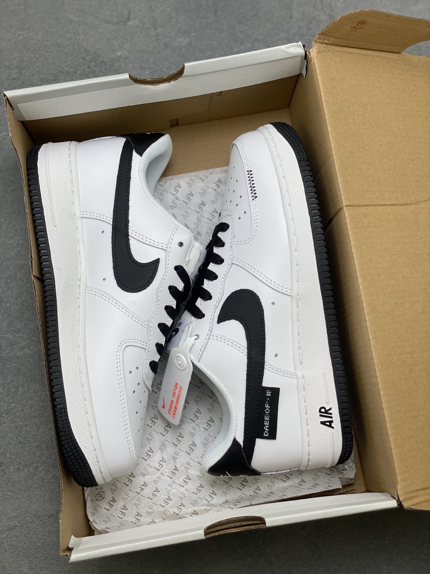 Nike Air Force 1 '07 Low White/Black Stitching Detail Casual Shoes 10 i1754589577578 4277 0 8