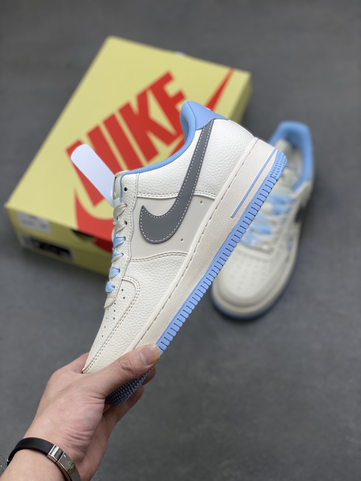 Nike Air Force 1 '07 Low Stussy Fossil Stone Men's Sneakers 4 i1754848702615 9040 0 2