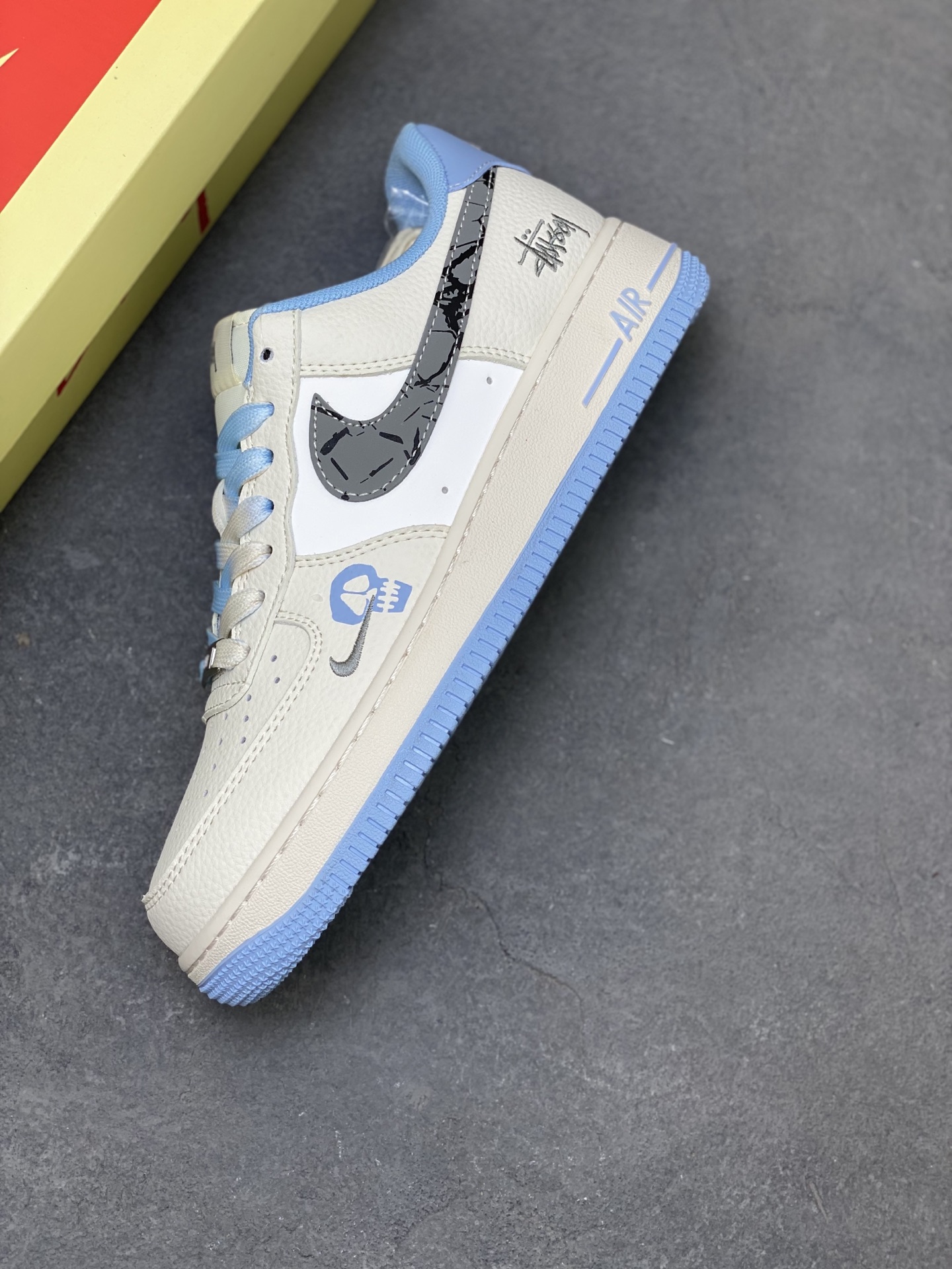 Nike Air Force 1 '07 Low Stussy Fossil Stone Men's Sneakers 8 i1754848702729 1890 0 6