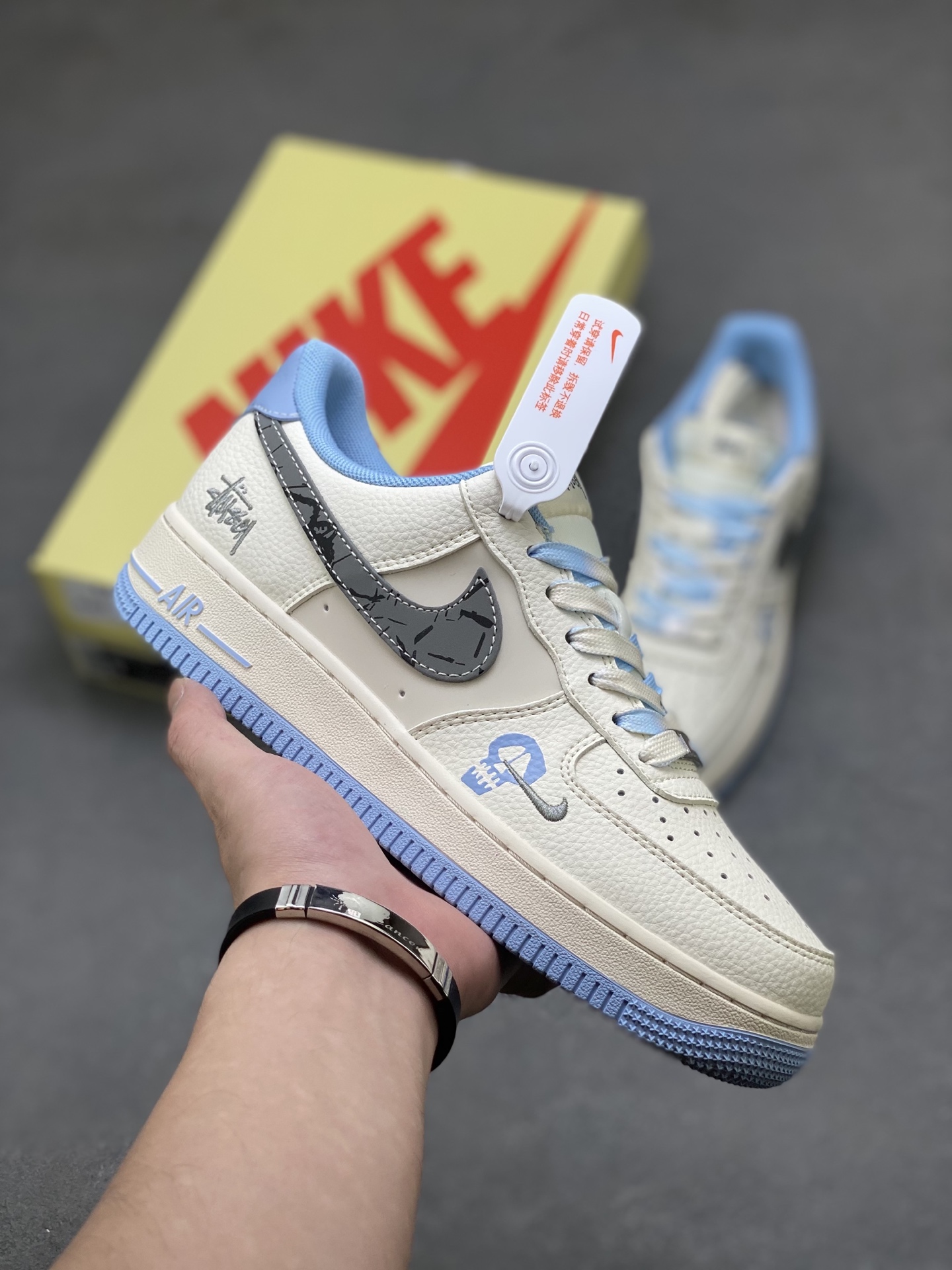 Nike Air Force 1 '07 Low Stussy Fossil Stone Men's Sneakers 2 i1754848714886 489 0 0