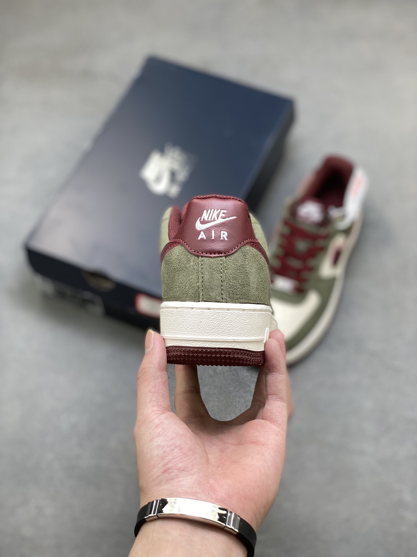 Nike Air Force 1 '07 Low Olive/Burgundy Sneakers - Limited Edition 5 i1754848776922 6134 0 3