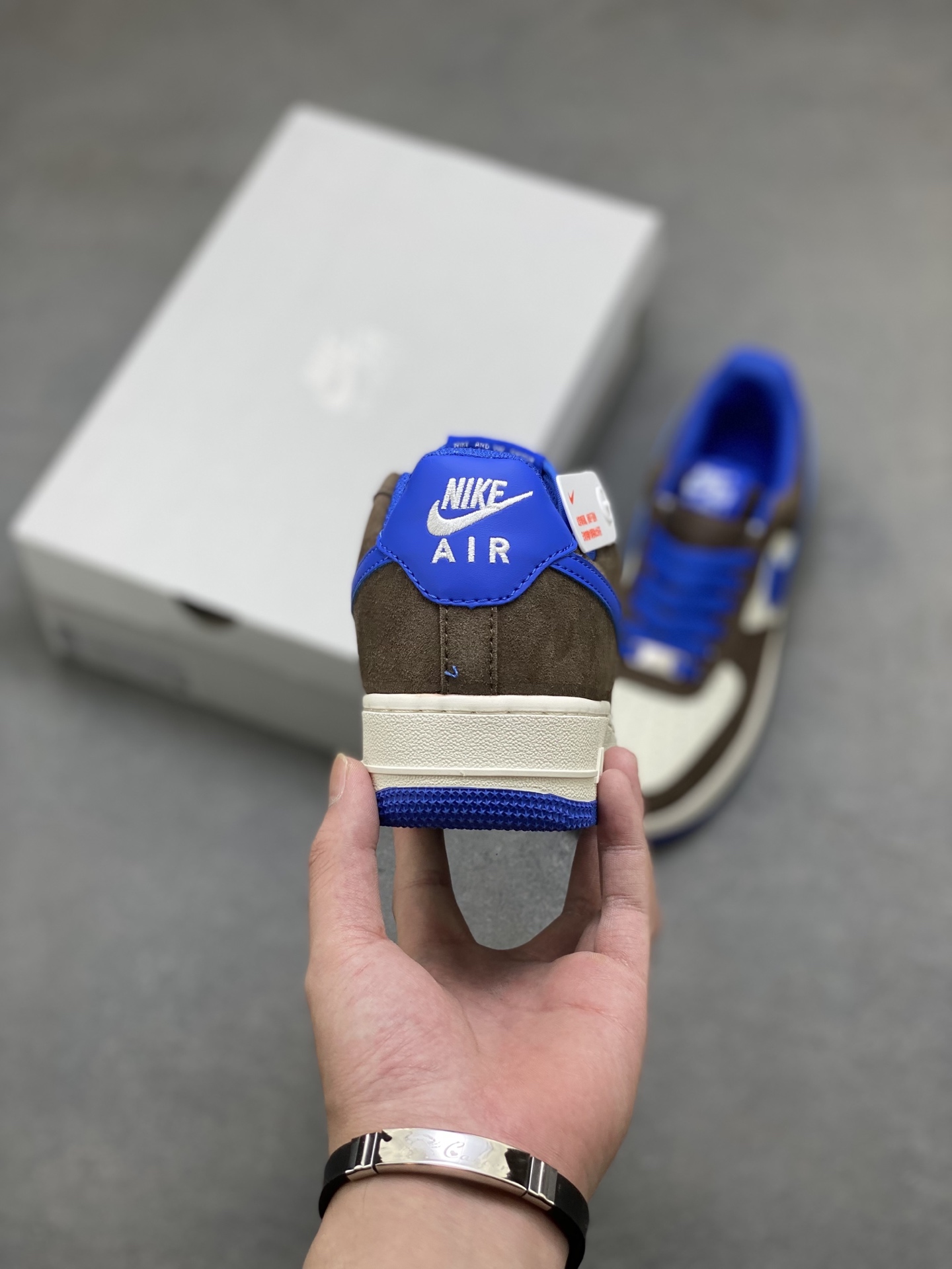 Nike Air Force 1 '07 Low Brown/Blue Limited Edition Sneakers 5 i1754848959170 7548 0 3