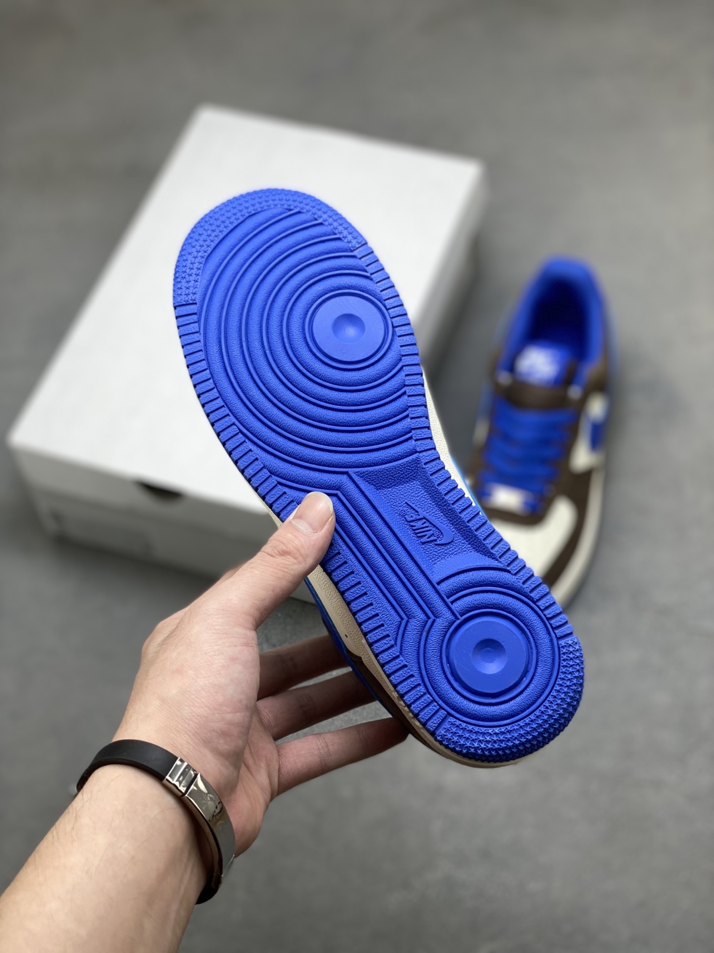 Nike Air Force 1 '07 Low Brown/Blue Limited Edition Sneakers 7 i1754848966857 6473 0 5