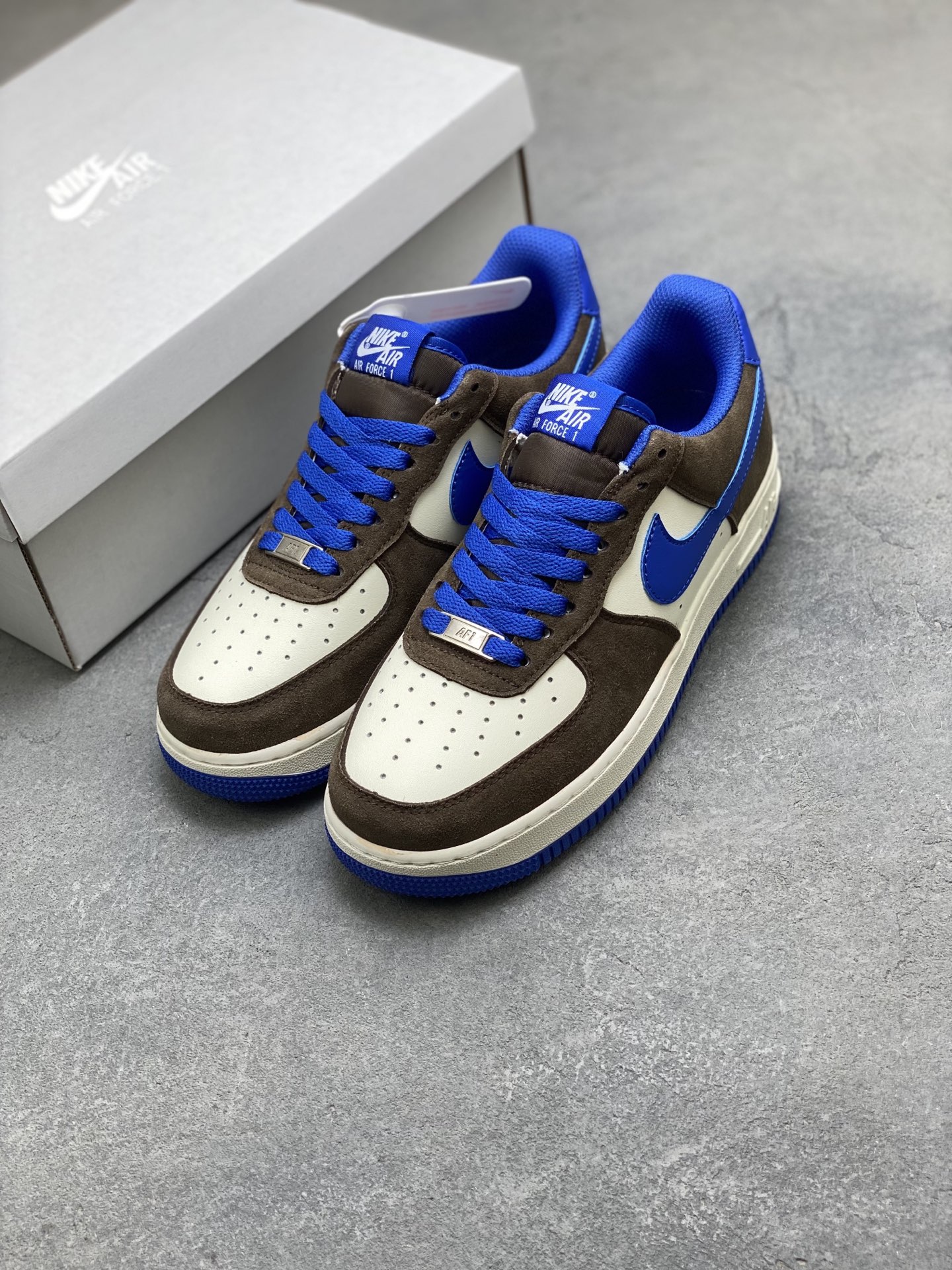 Nike Air Force 1 '07 Low Brown/Blue Limited Edition Sneakers 9 i1754848967066 574 0 7