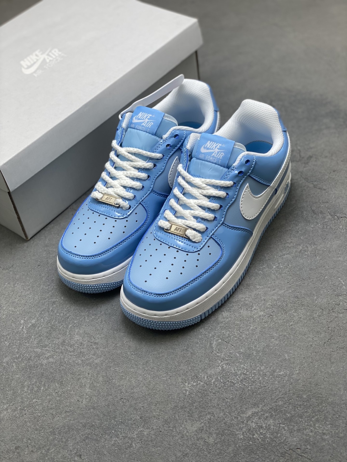 Nike Air Force 1 '07 Low Light Blue Leather Sneakers FQ8714-201 9 i1754849313301 3020 0 7