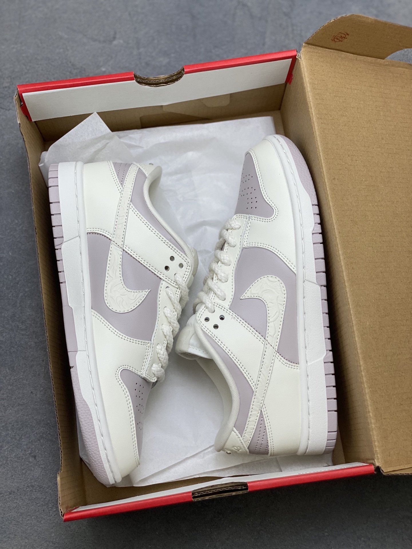 Nike Dunk Low Retro 'DIY' Custom Sneakers - Premium Comfort & Style 10 i1755014682325 1360 0 8