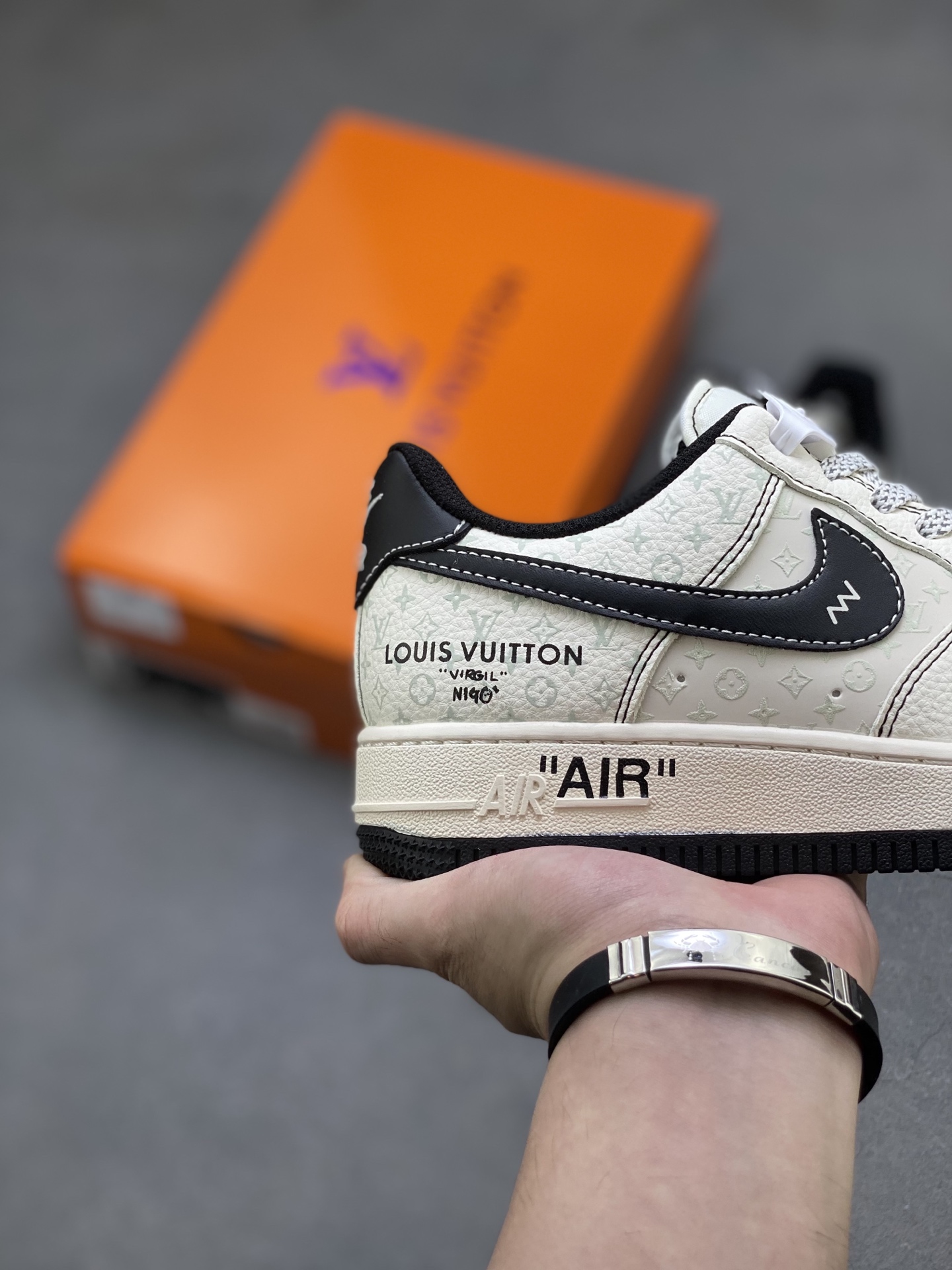 Nike Air Force 1 '07 Low Louis Vuitton Custom Sneakers - Limited Edition 6 i1755015118348 7900 0 4