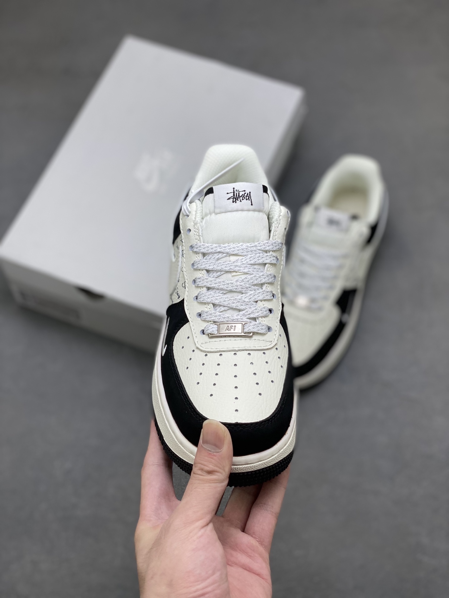 Nike Air Force 1 '07 Low Black and White Sneakers Size 36-45 3 i1755015231136 2082 0 1