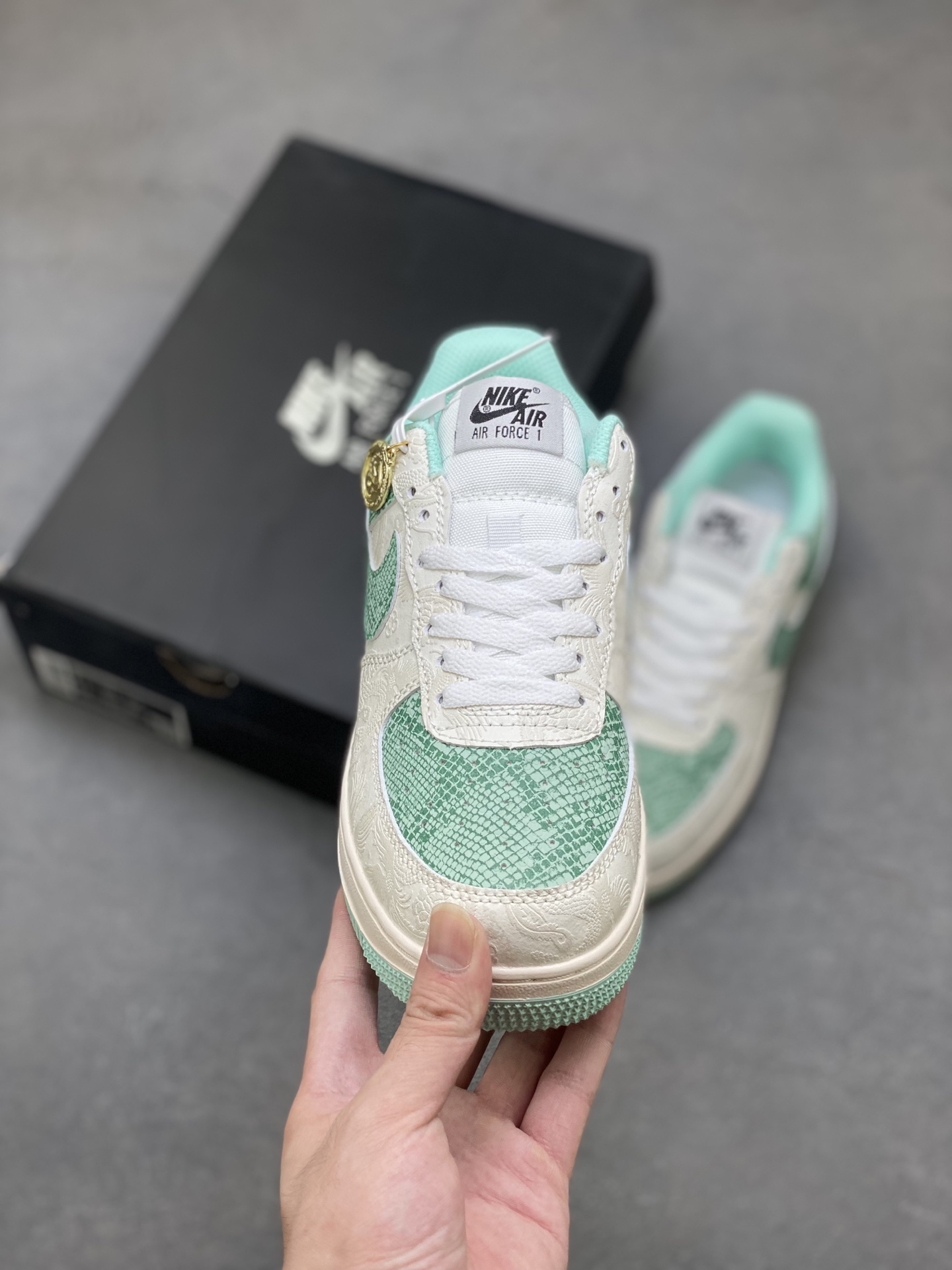 Nike Air Force 1 '07 Low Mint Green Dragon Limited Edition Sneakers 3 i1755015276956 8770 0 1
