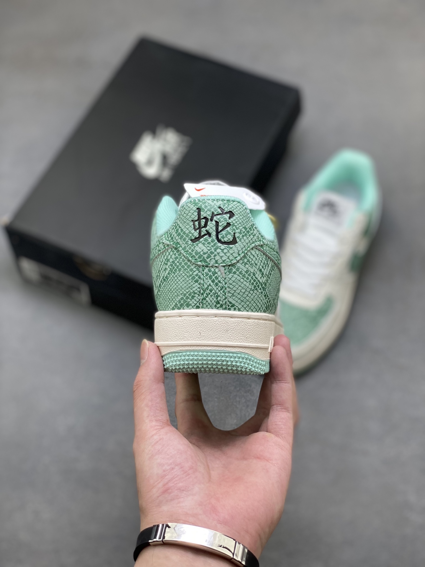 Nike Air Force 1 '07 Low Mint Green Dragon Limited Edition Sneakers 5 i1755015279051 9261 0 3