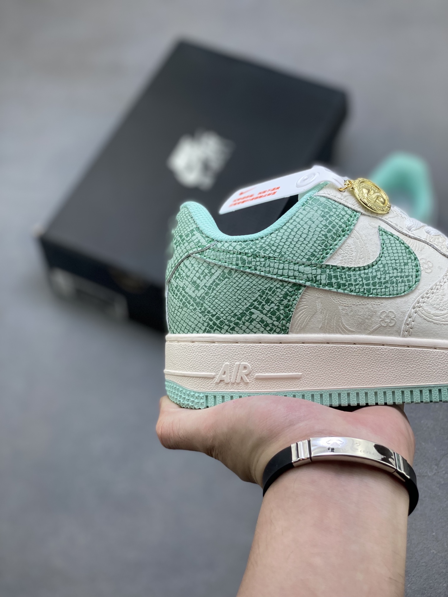 Nike Air Force 1 '07 Low Mint Green Dragon Limited Edition Sneakers 6 i1755015279800 8454 0 4