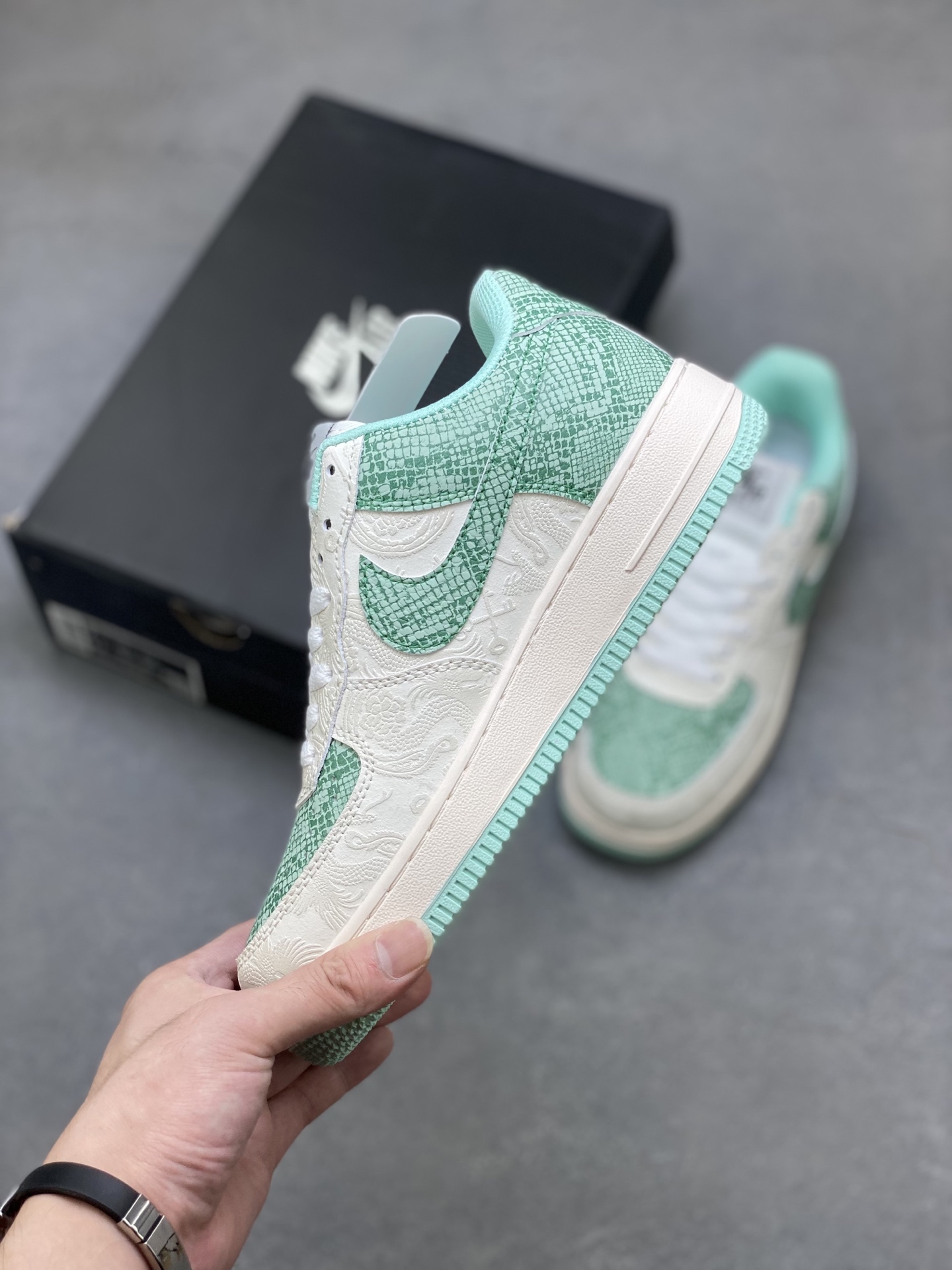 Nike Air Force 1 '07 Low Mint Green Dragon Limited Edition Sneakers 4 i1755015283091 4491 0 2