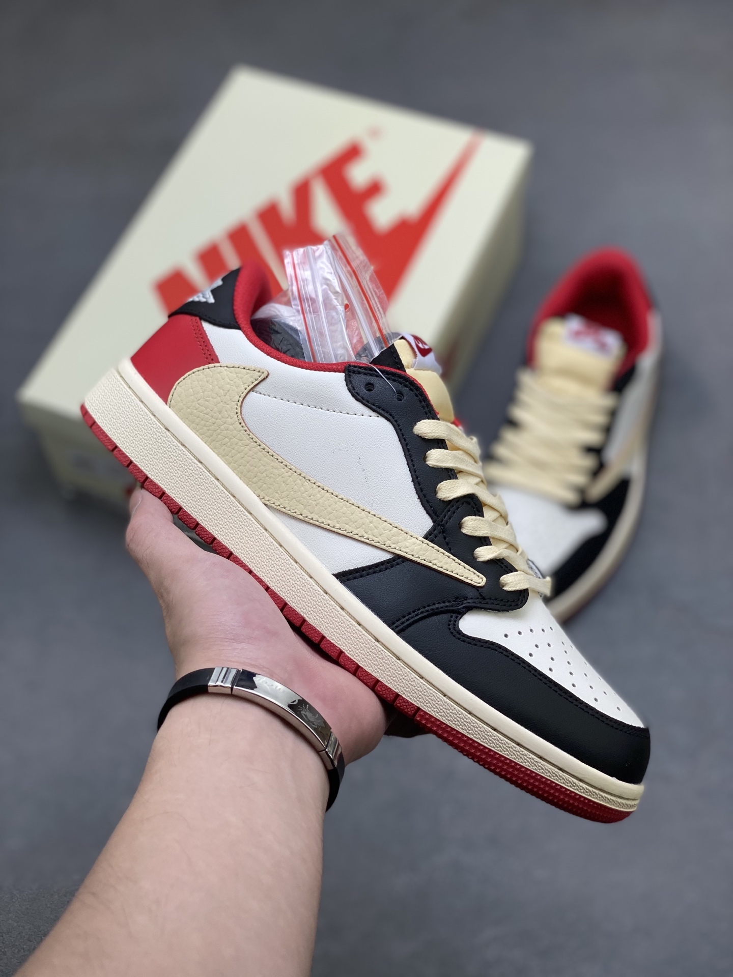 Air Jordan 1 Low Travis Scott Reverse Mocha - Low Culture Basketball Shoes 1 i1755717725087 918 0 0