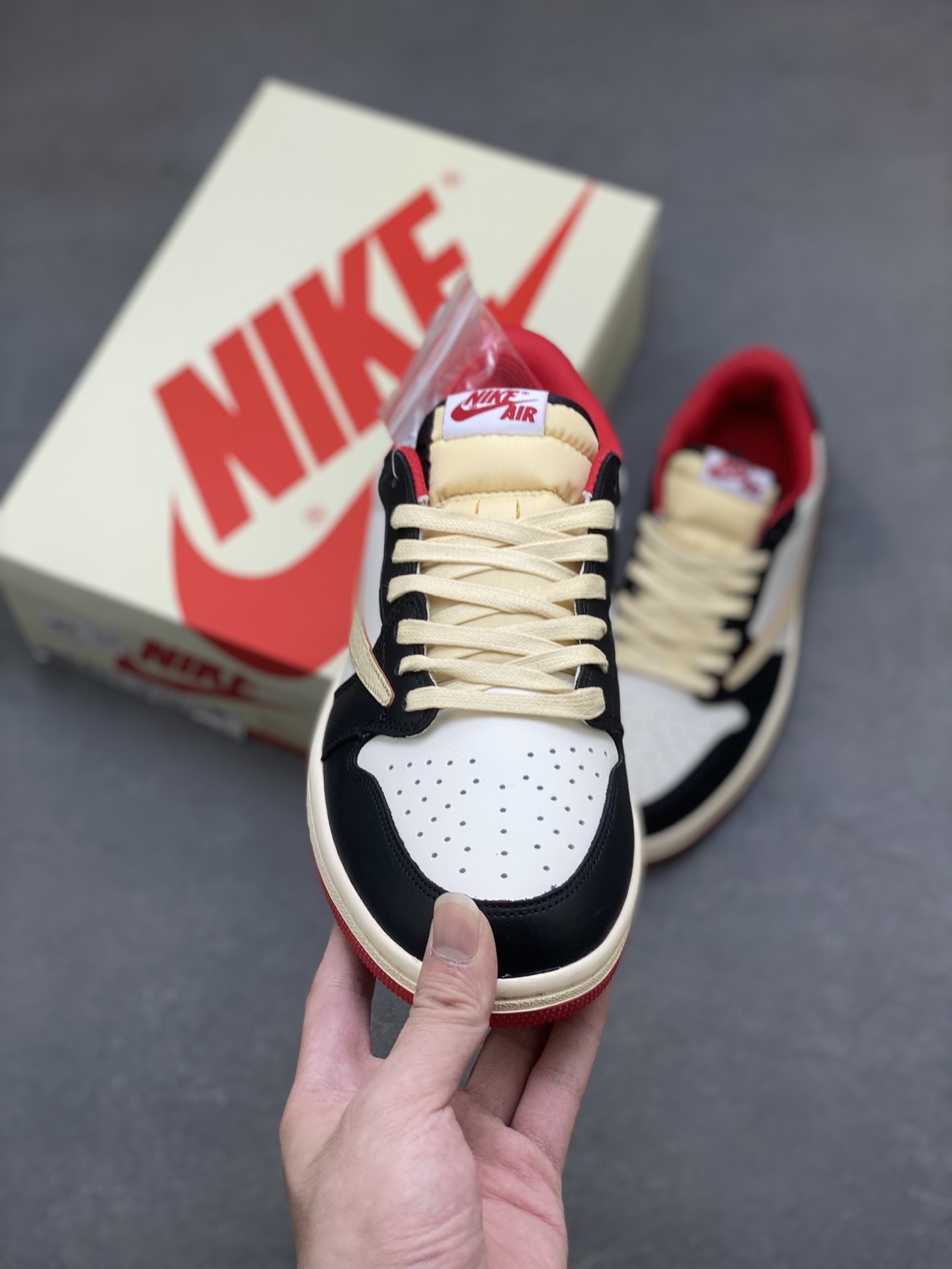 Air Jordan 1 Low Travis Scott Reverse Mocha - Low Culture Basketball Shoes 2 i1755717731926 647 0 1
