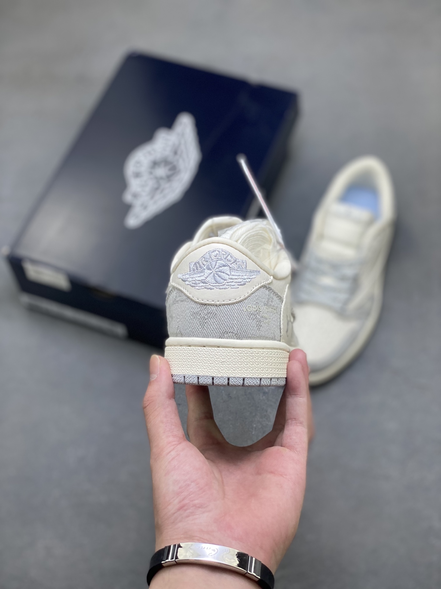 Air Jordan 1 Low Louis Vuitton Edition Sneakers - Stylish and Comfortable 5 i1756831481465 2742 0 3