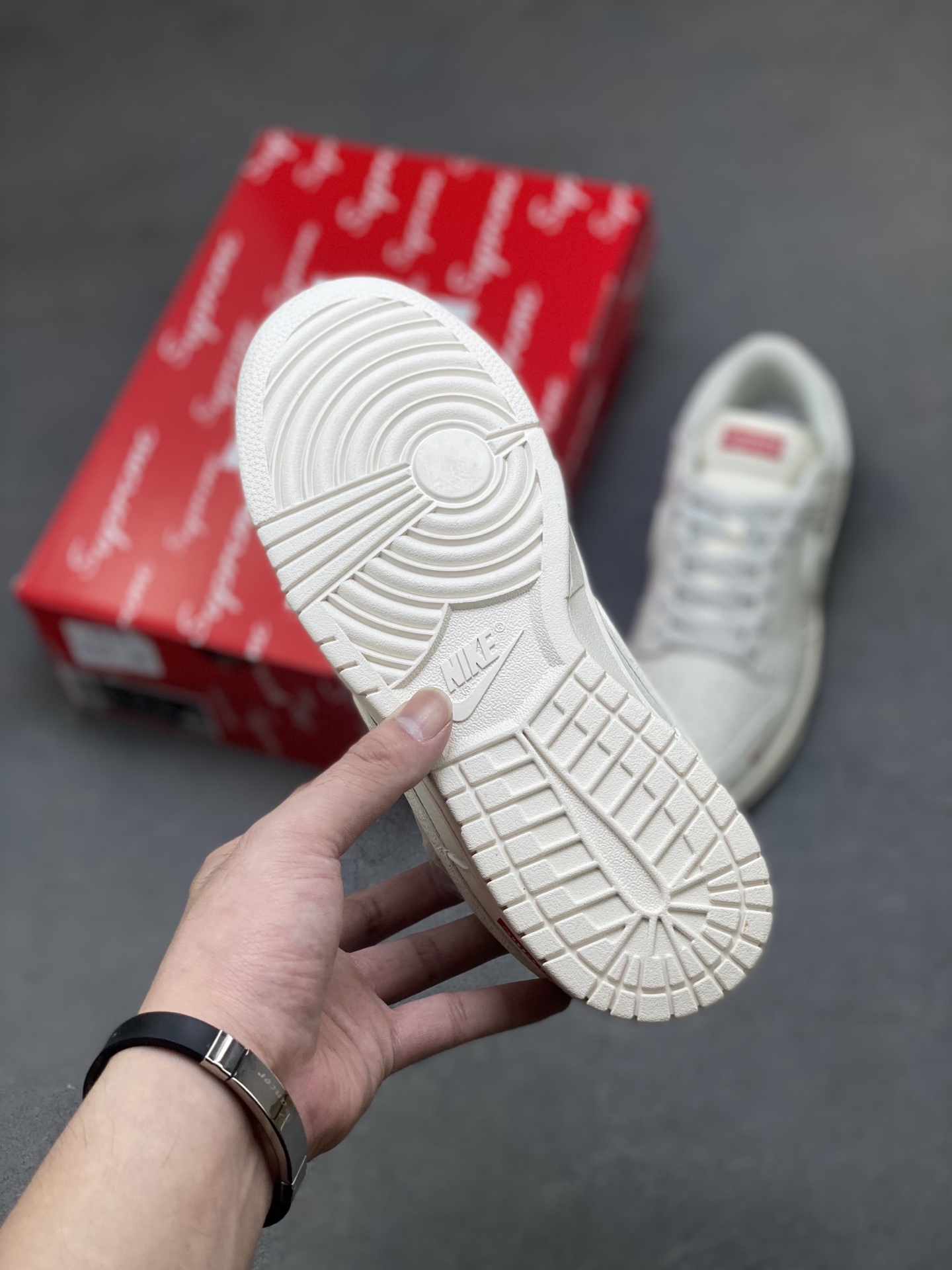 Nike SB Dunk Low Premium Custom Casual Sneakers - Supreme Collaboration 7 i1757175471265 6267 0 5