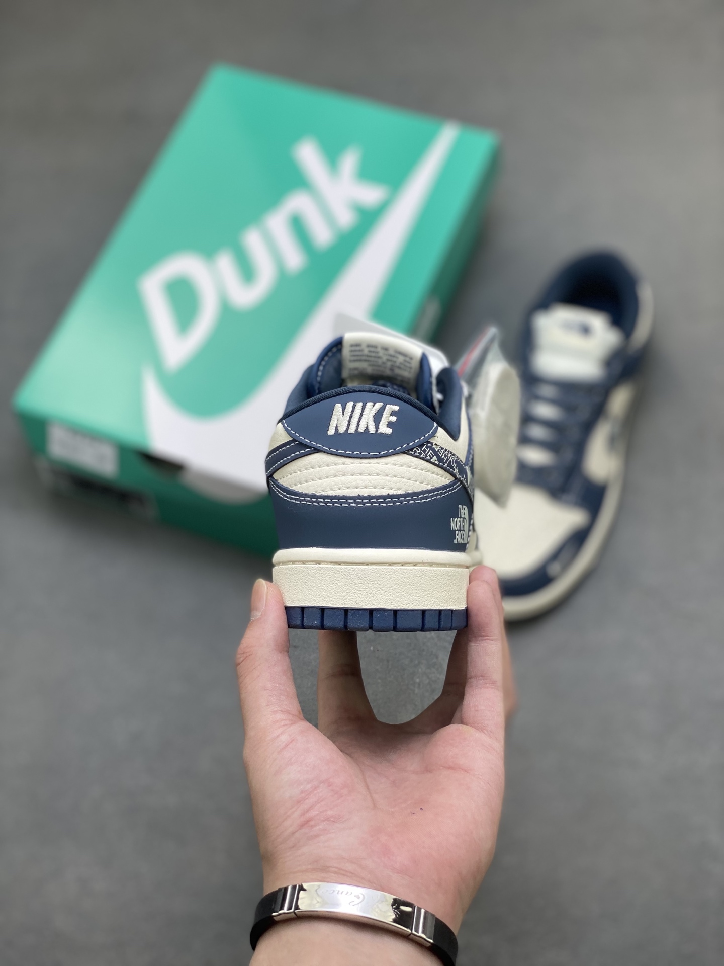 Nike SB Dunk Low The North Face Custom Casual Sneakers DG2025-003 5 i1757175516675 8617 0 3