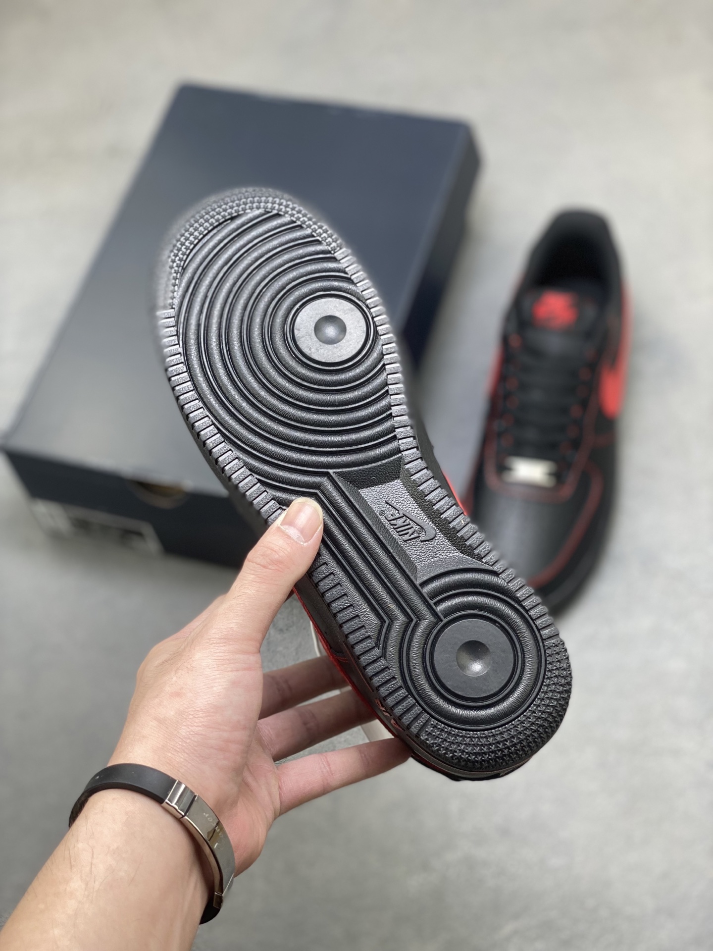 Nike Air Force 1 '07 Low Black/Red Limited Edition Sneakers HQ2037-005 7 i1757521316096 5865 0 5