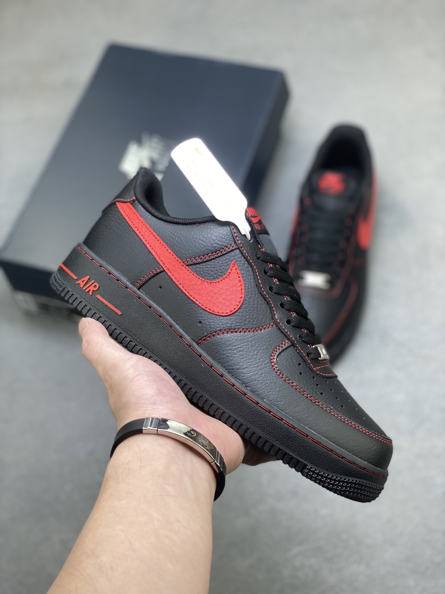 Nike Air Force 1 '07 Low Black/Red Limited Edition Sneakers HQ2037-005 2 i1757521316165 4463 0 0