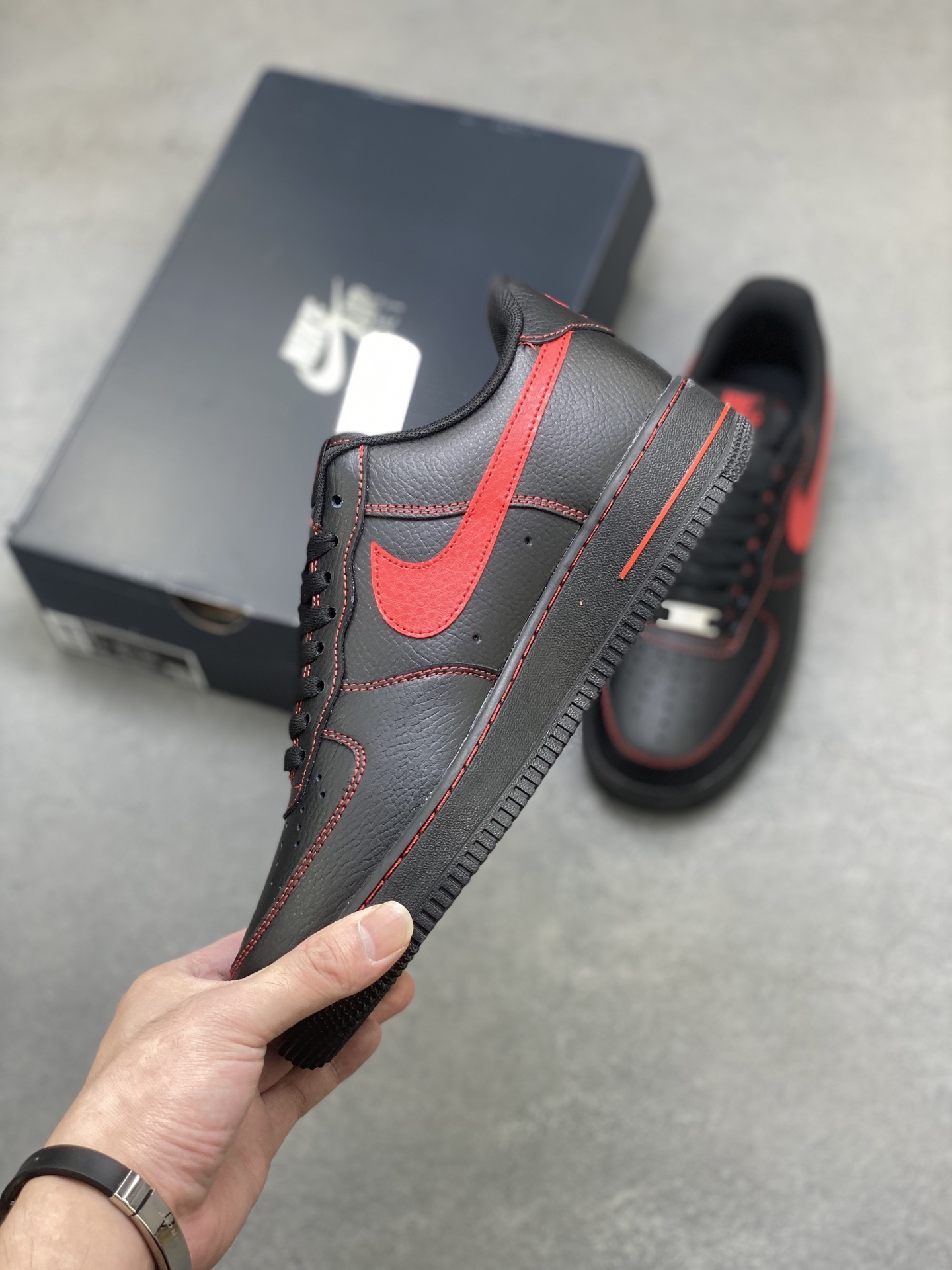 Nike Air Force 1 '07 Low Black/Red Limited Edition Sneakers HQ2037-005 4 i1757521318319 629 0 2