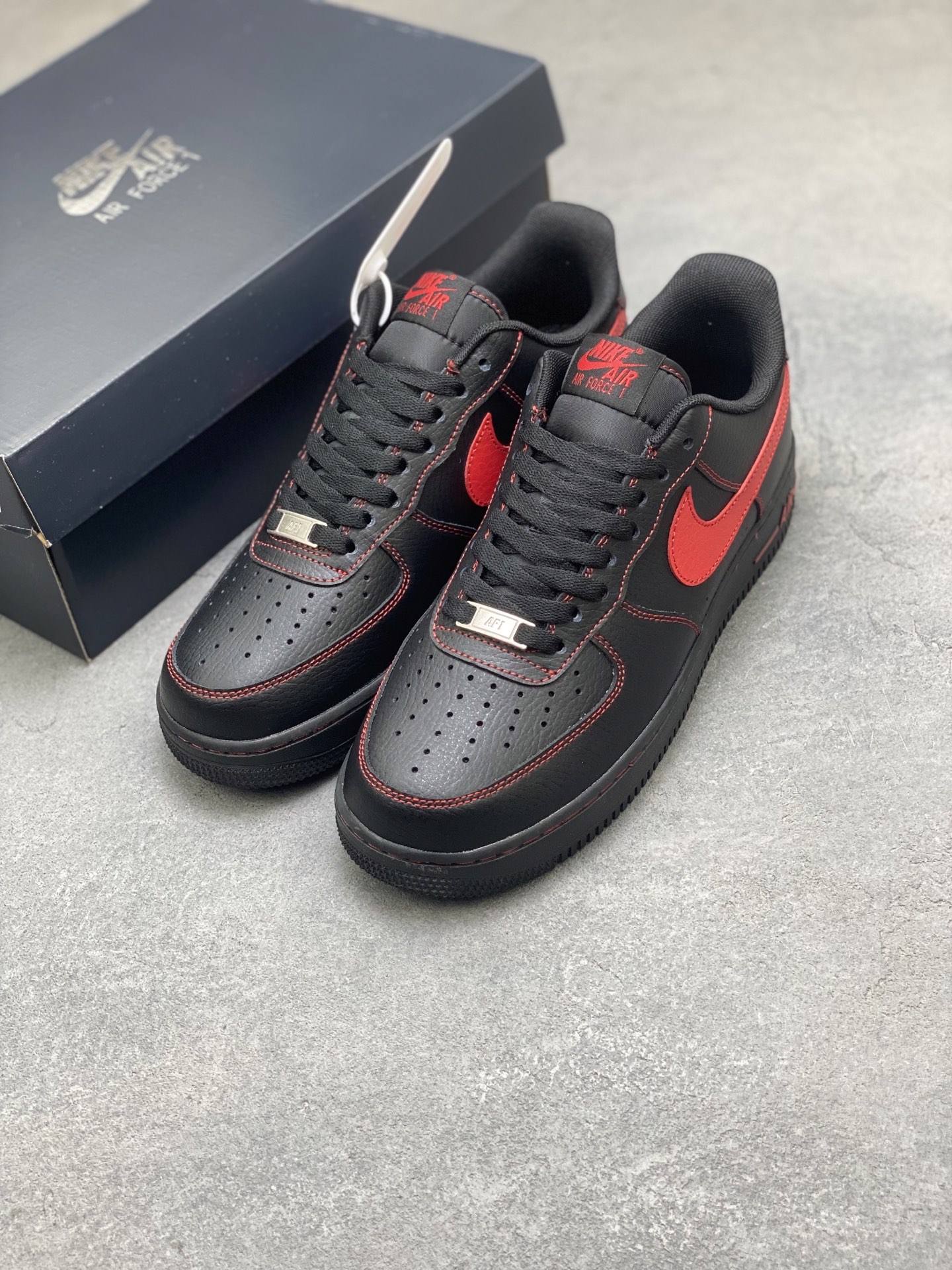 Nike Air Force 1 '07 Low Black/Red Limited Edition Sneakers HQ2037-005 9 i1757521318327 4534 0 7