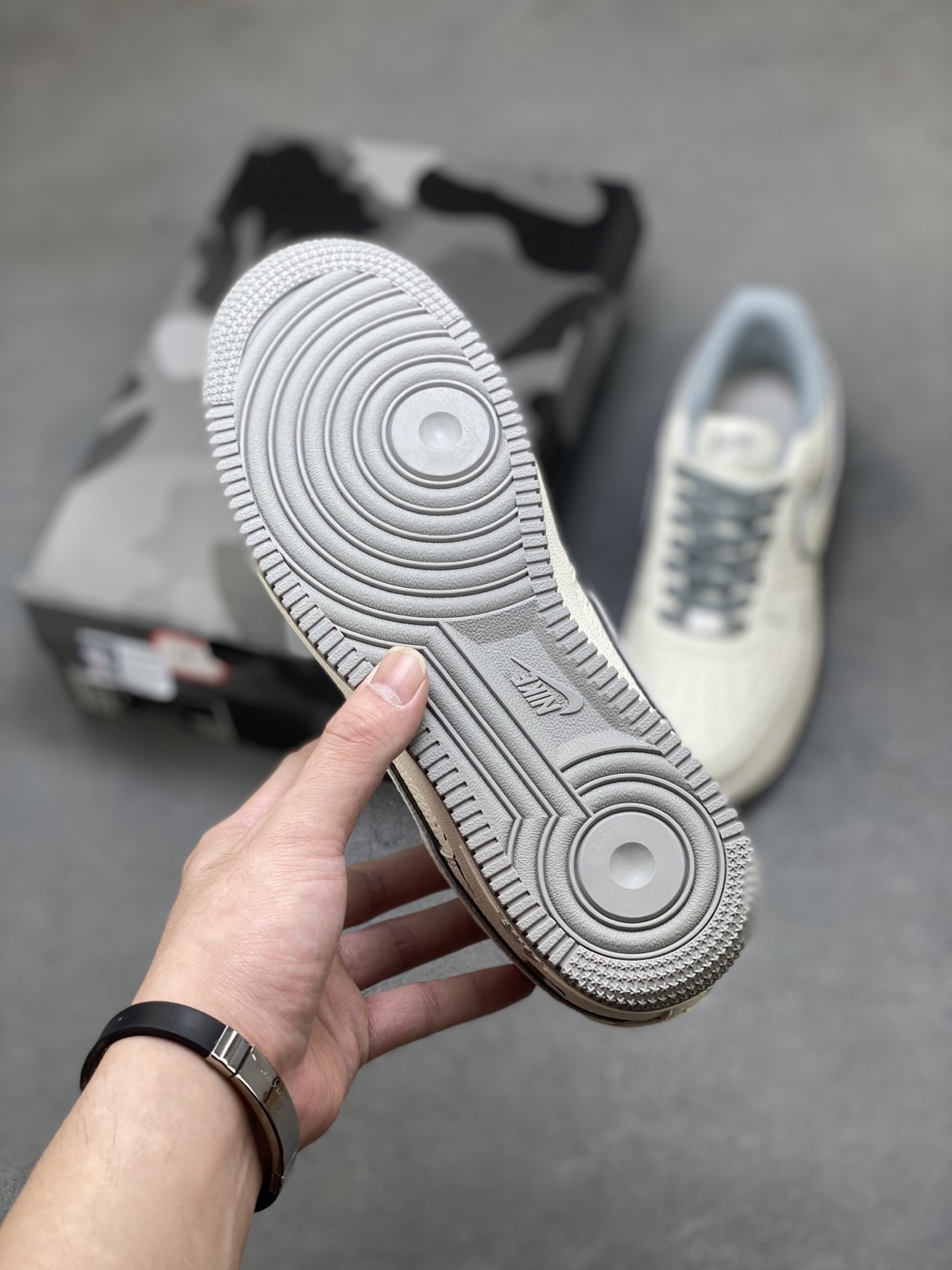 Nike Air Force 1 '07 Low Bape Collaboration Cream Sneakers Limited Edition 7 i1757521373493 7153 0 5
