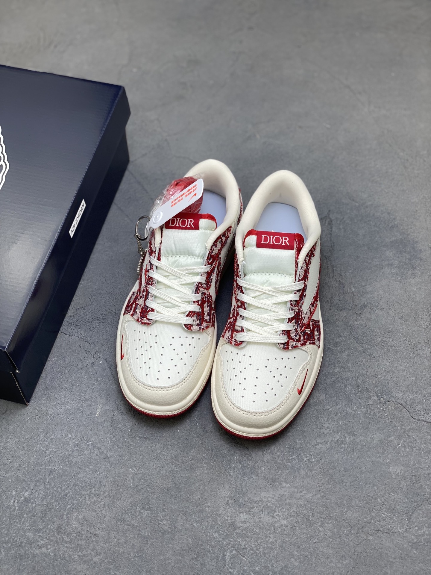 Dior Low Top Casual Sneakers for Women - Stylish and Comfortable Shoes 8 i1758991453066 3831 0 7