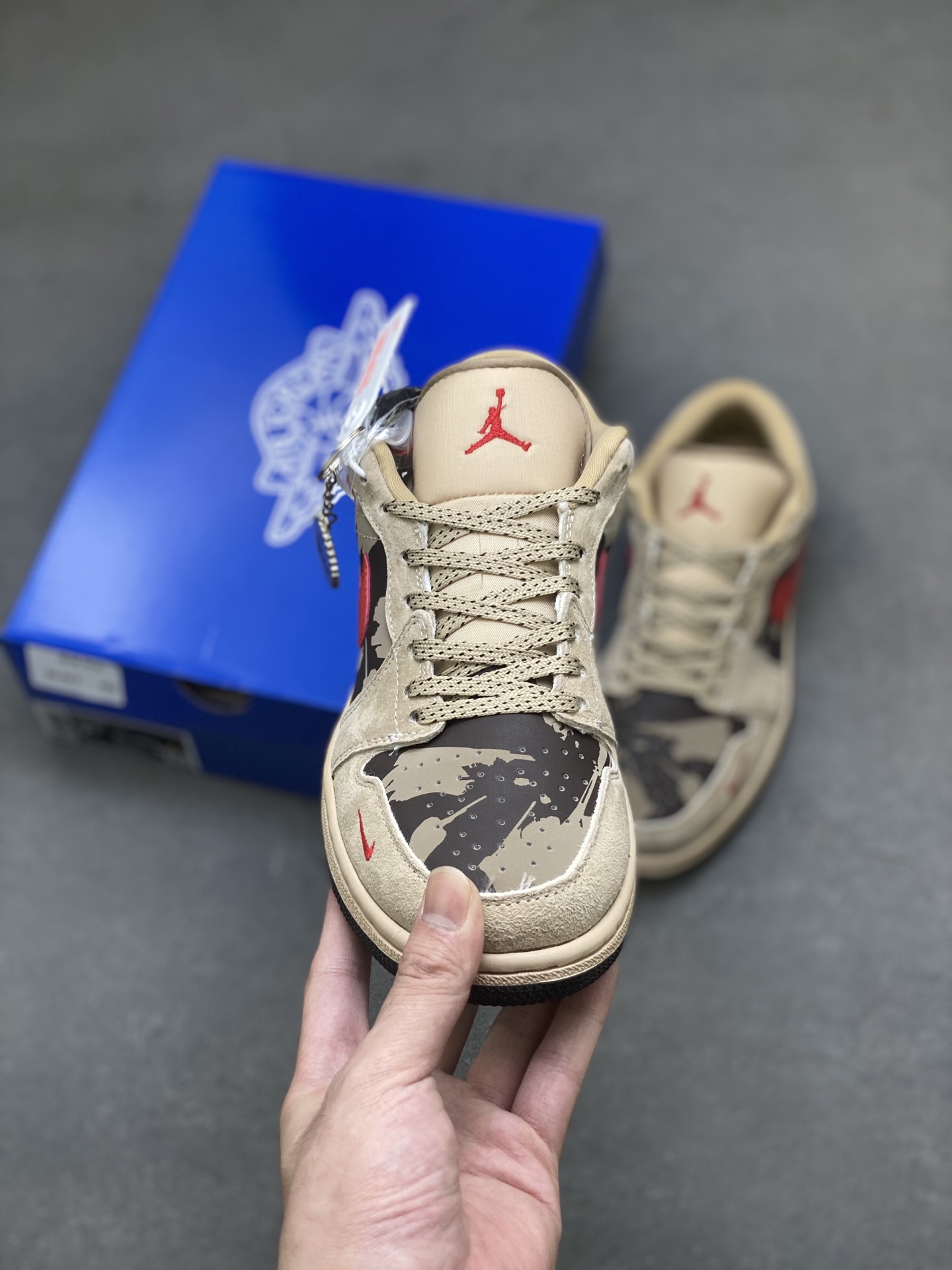 Air Jordan 1 Low x Travis Scott x Stüssy - Limited Edition Sneakers 2 i1759859608849 8618 0 1