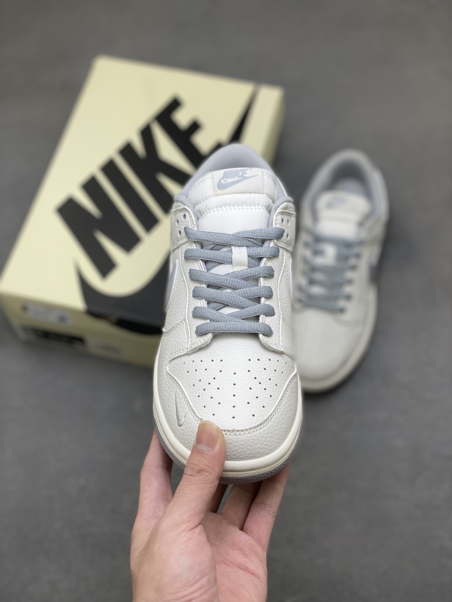 Nike SB Dunk Low Anniversary Custom Low-Top Casual Skateboarding Shoes 2 i1760029278396 7996 0 1