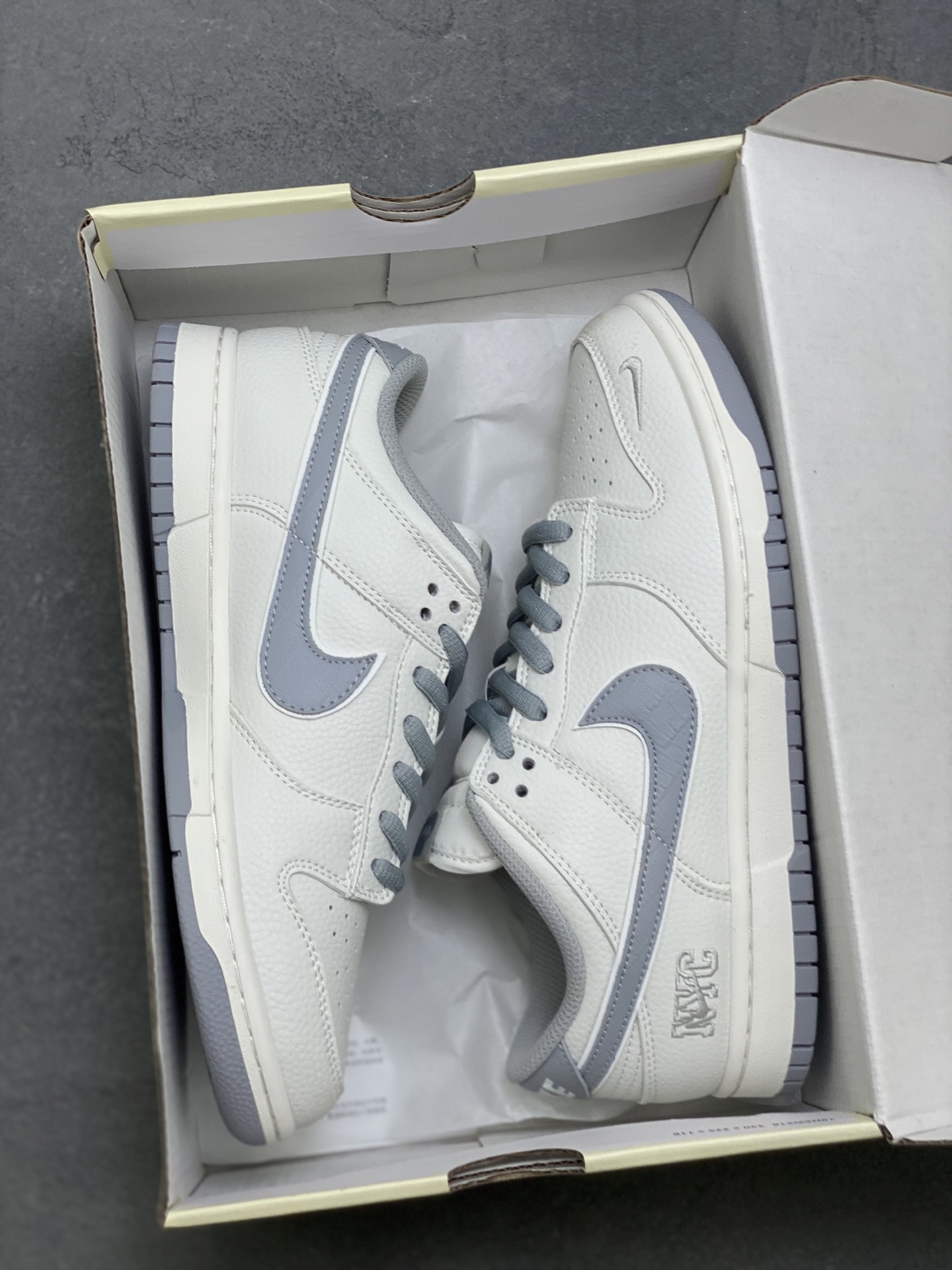 Nike SB Dunk Low Anniversary Custom Low-Top Casual Skateboarding Shoes 9 i1760029278853 2300 0 8