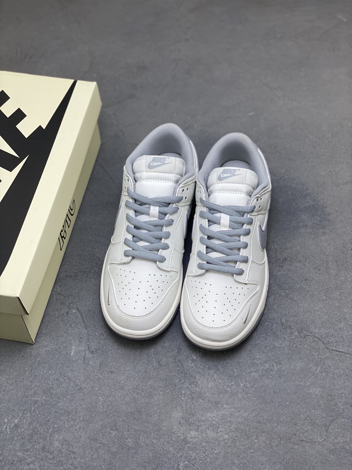 Nike SB Dunk Low Anniversary Custom Low-Top Casual Skateboarding Shoes 8 i1760029287019 9898 0 7