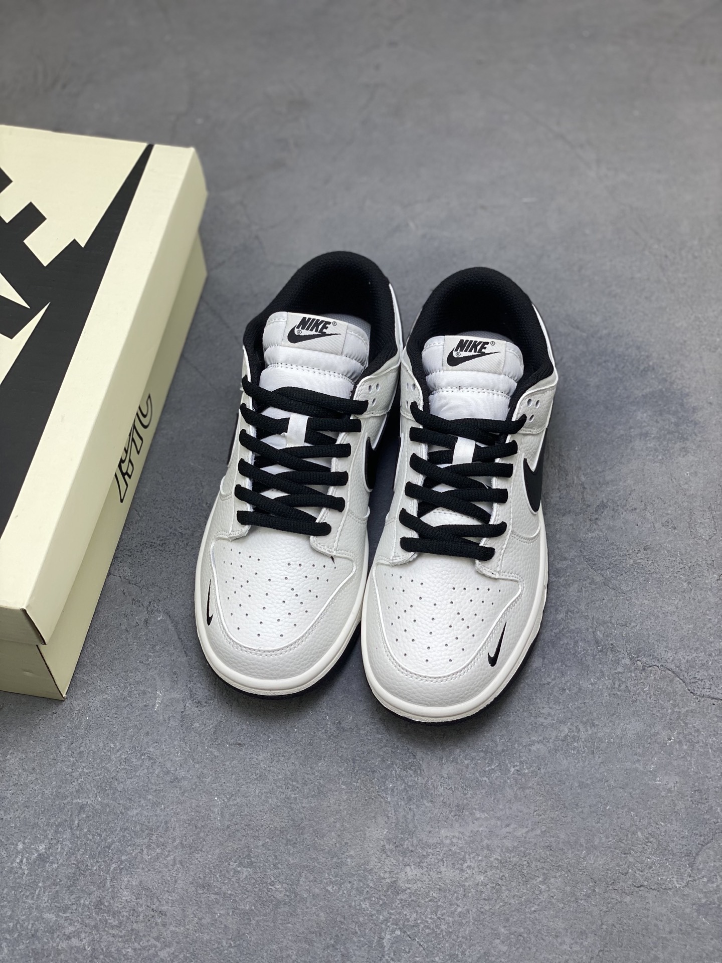 Nike SB Dunk Low Anniversary White Black Casual Sneakers NC2103-301 9 i1760029385406 7218 0 7