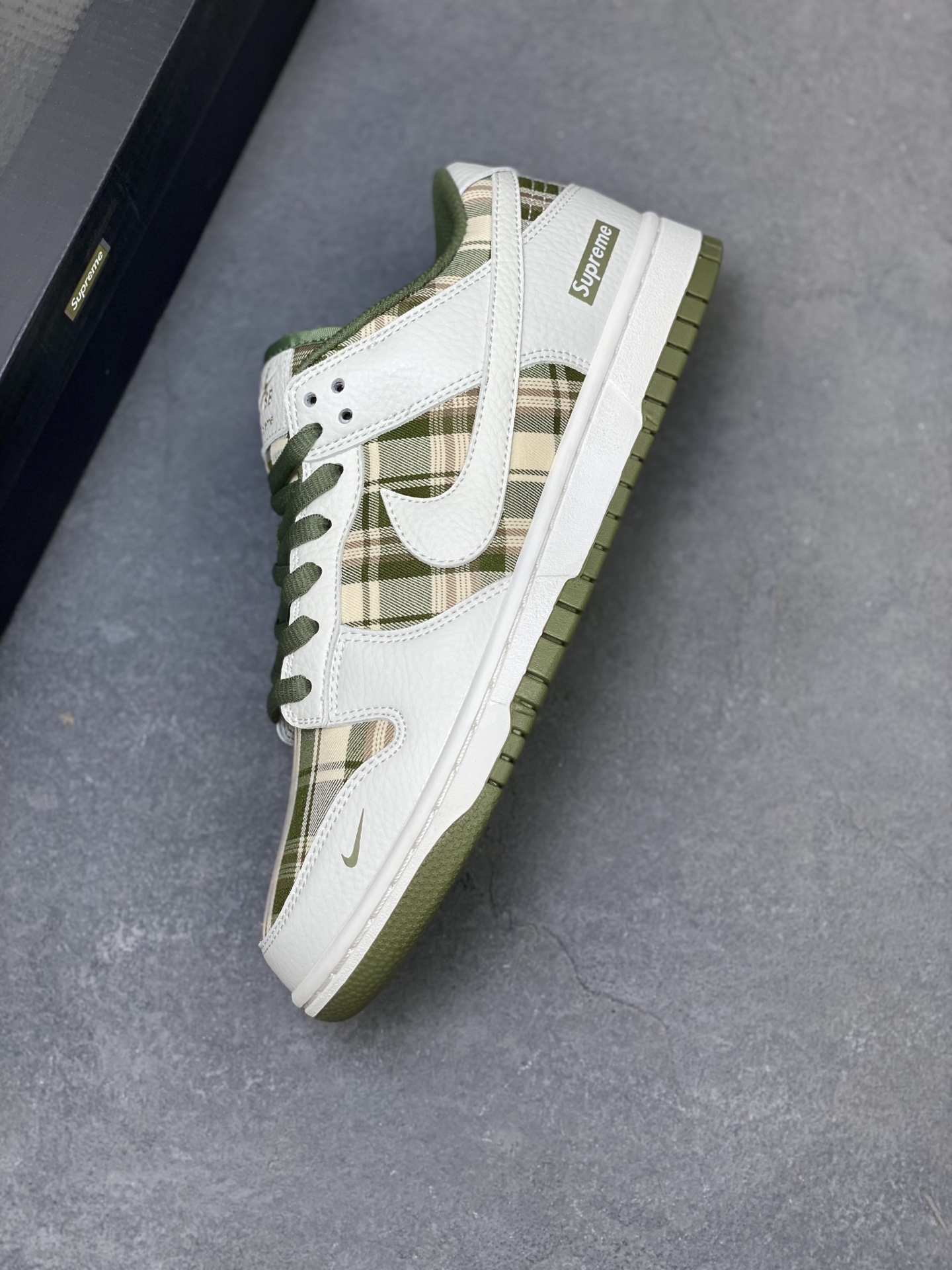 Nike SB Dunk Low Anniversary Custom Casual Sneakers - Premium Quality 8 i1760029431841 5552 0 6