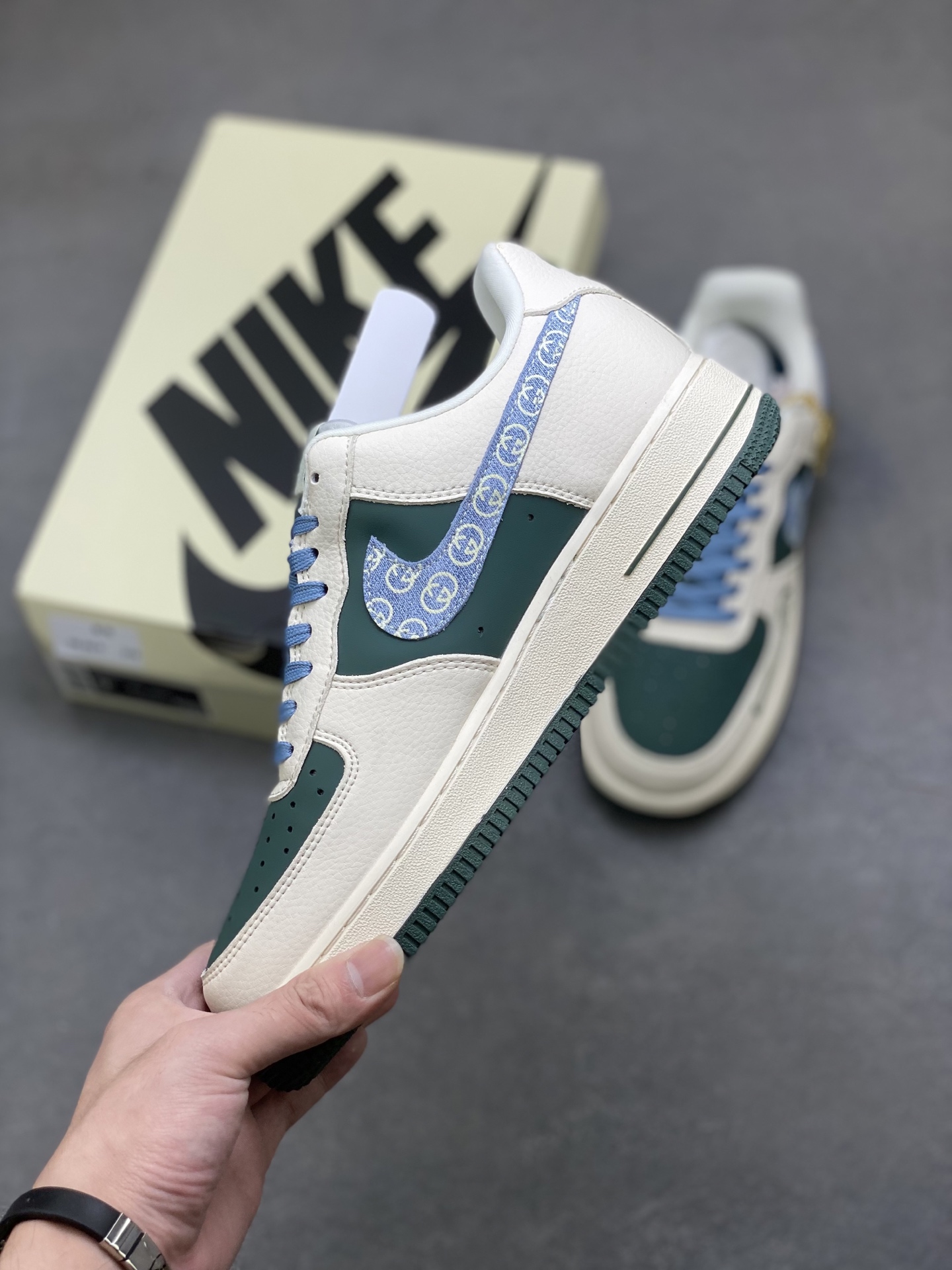 Nike Air Force 1 '07 Low Green/Beige Custom Sneakers With Gucci Logo 4 i1760717308274 9354 0 2