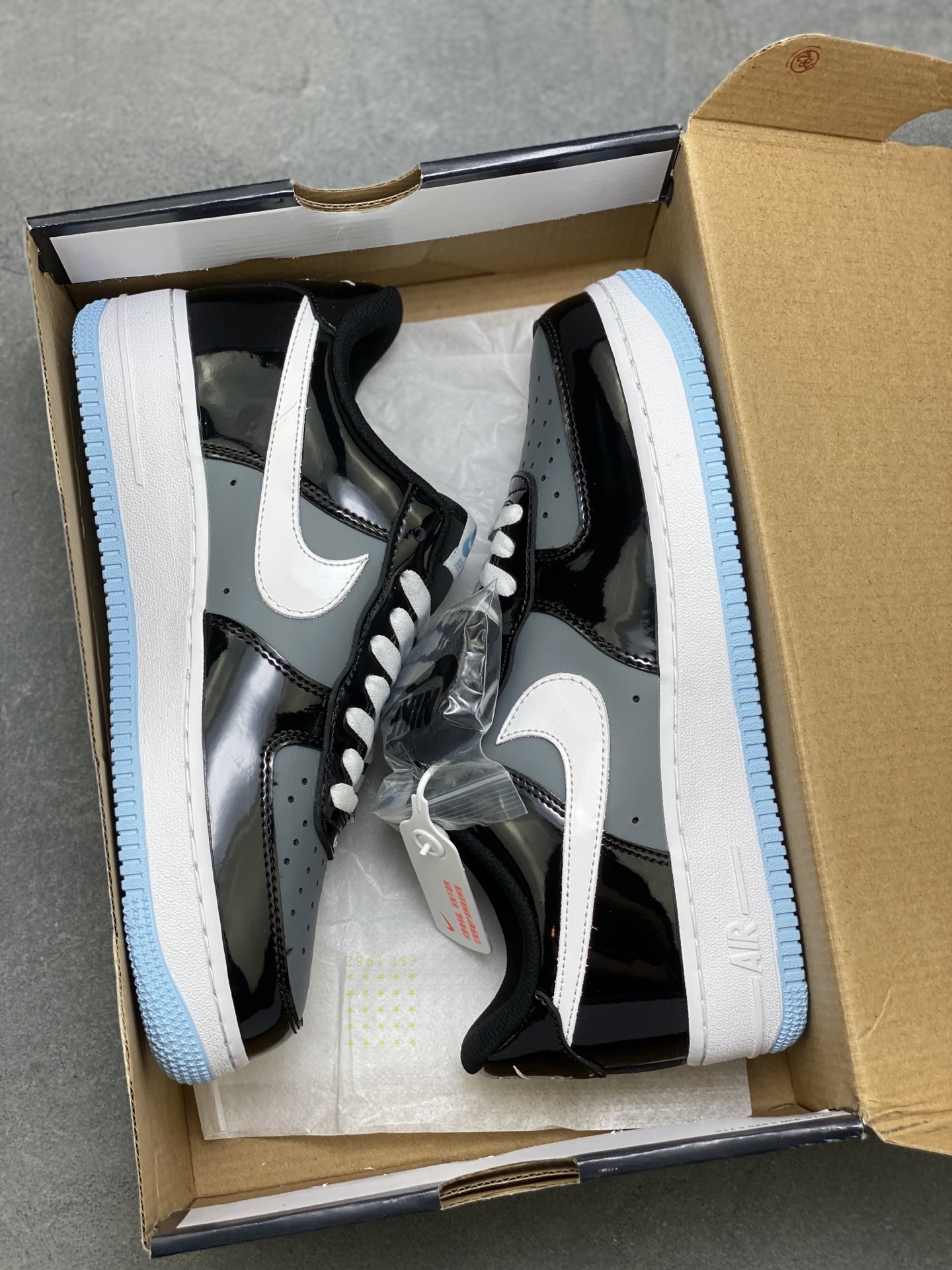 Nike Air Force 1 '07 Low Black/Grey Limited Edition Sneakers 10 i1760717496671 2063 0 8