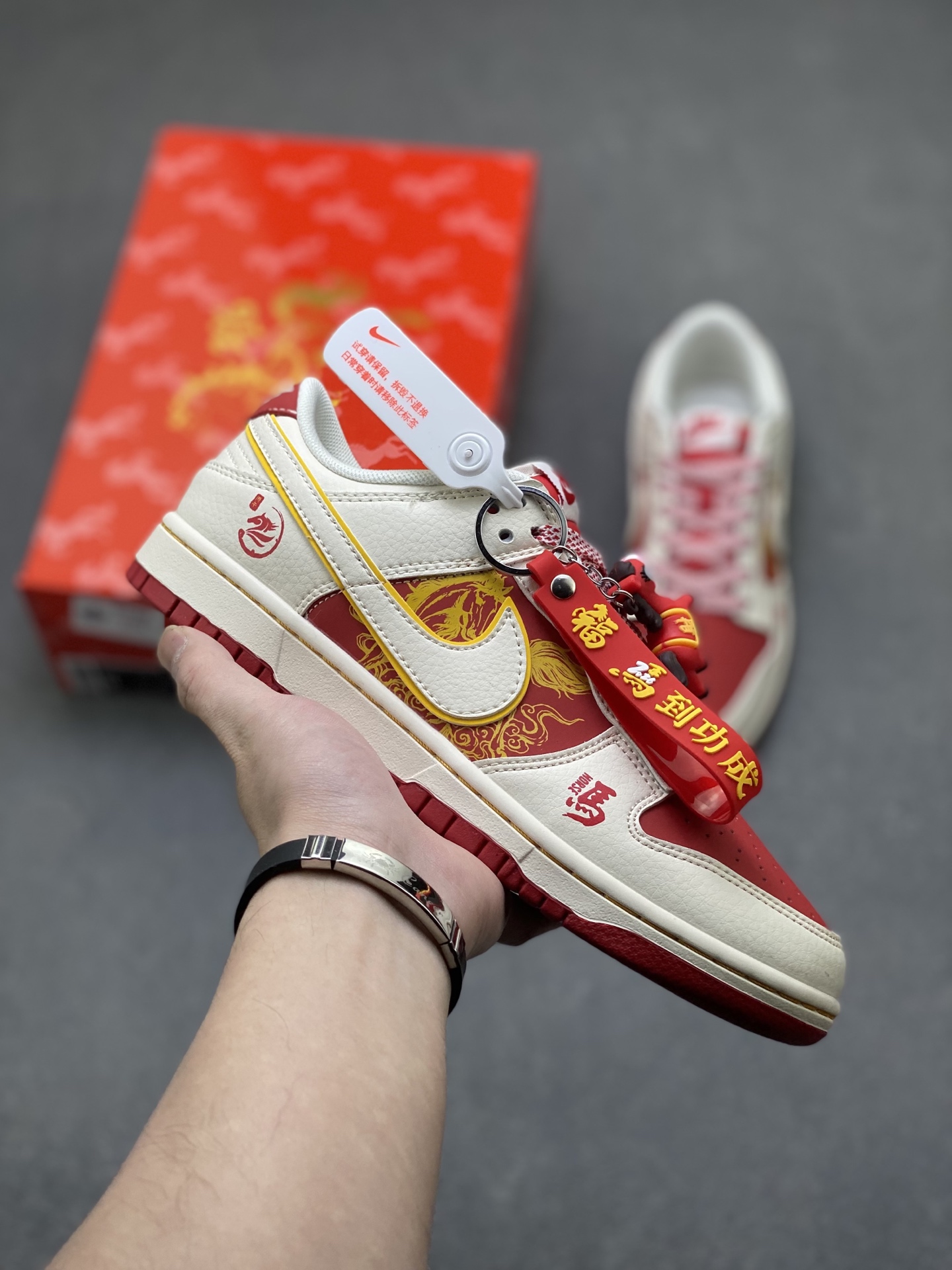 _dva9s5byUlNPs4fIhObtKrk6NUI4jOZM4LM90FA