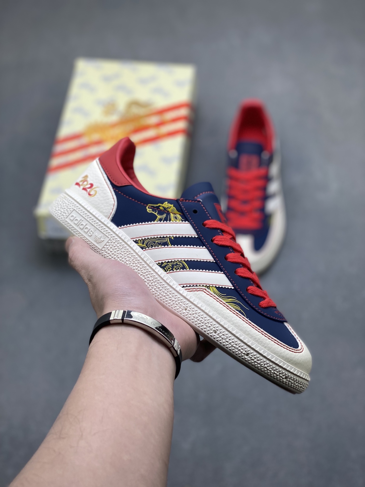 _dtx9sMw4eV-oOIsSuSyjdNVgh9UGsVWlYr-7t7A