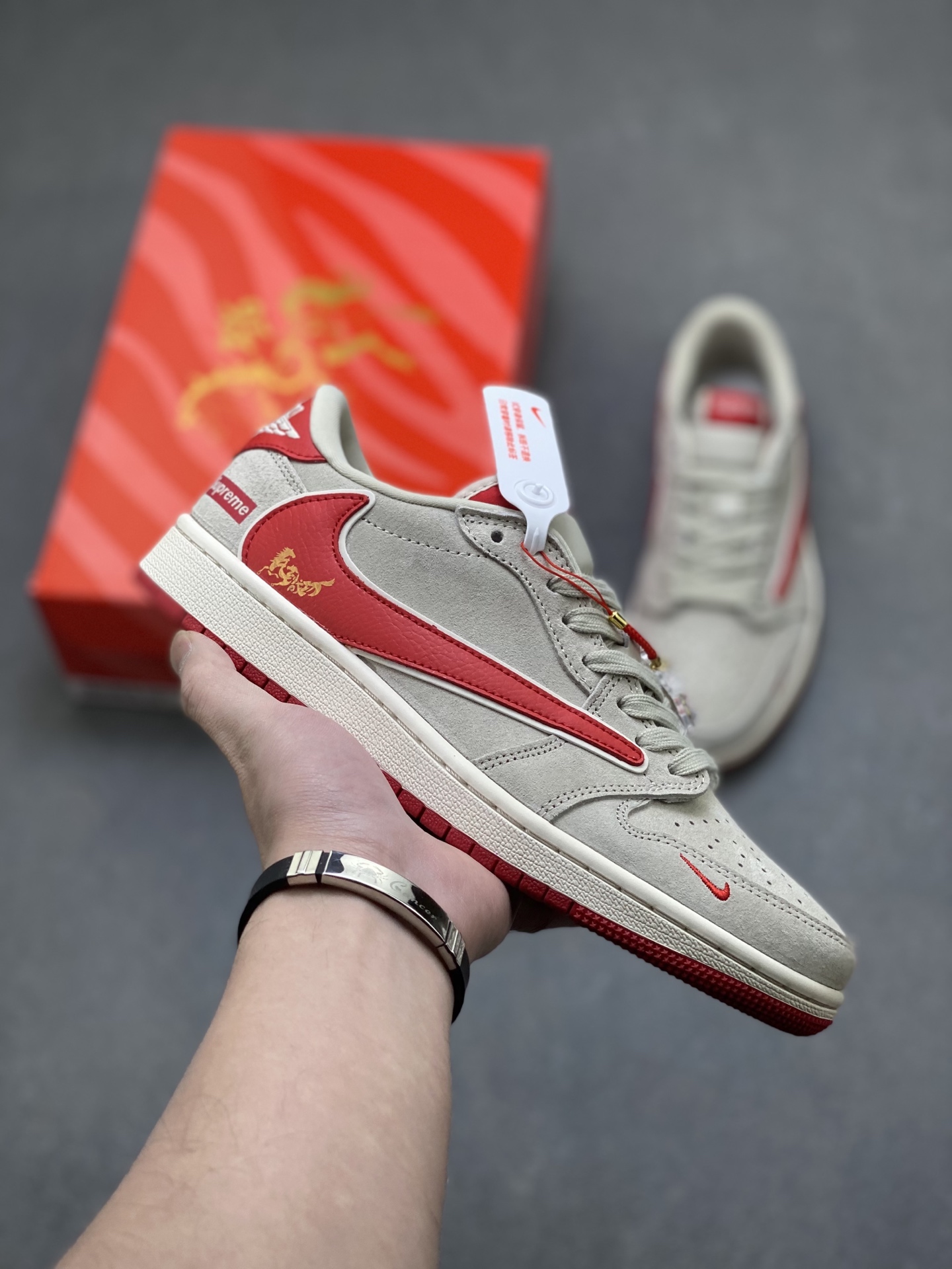 _dmU9snbwpmXRItiGsHW3pTUya-dl8i8UQTD4_FA