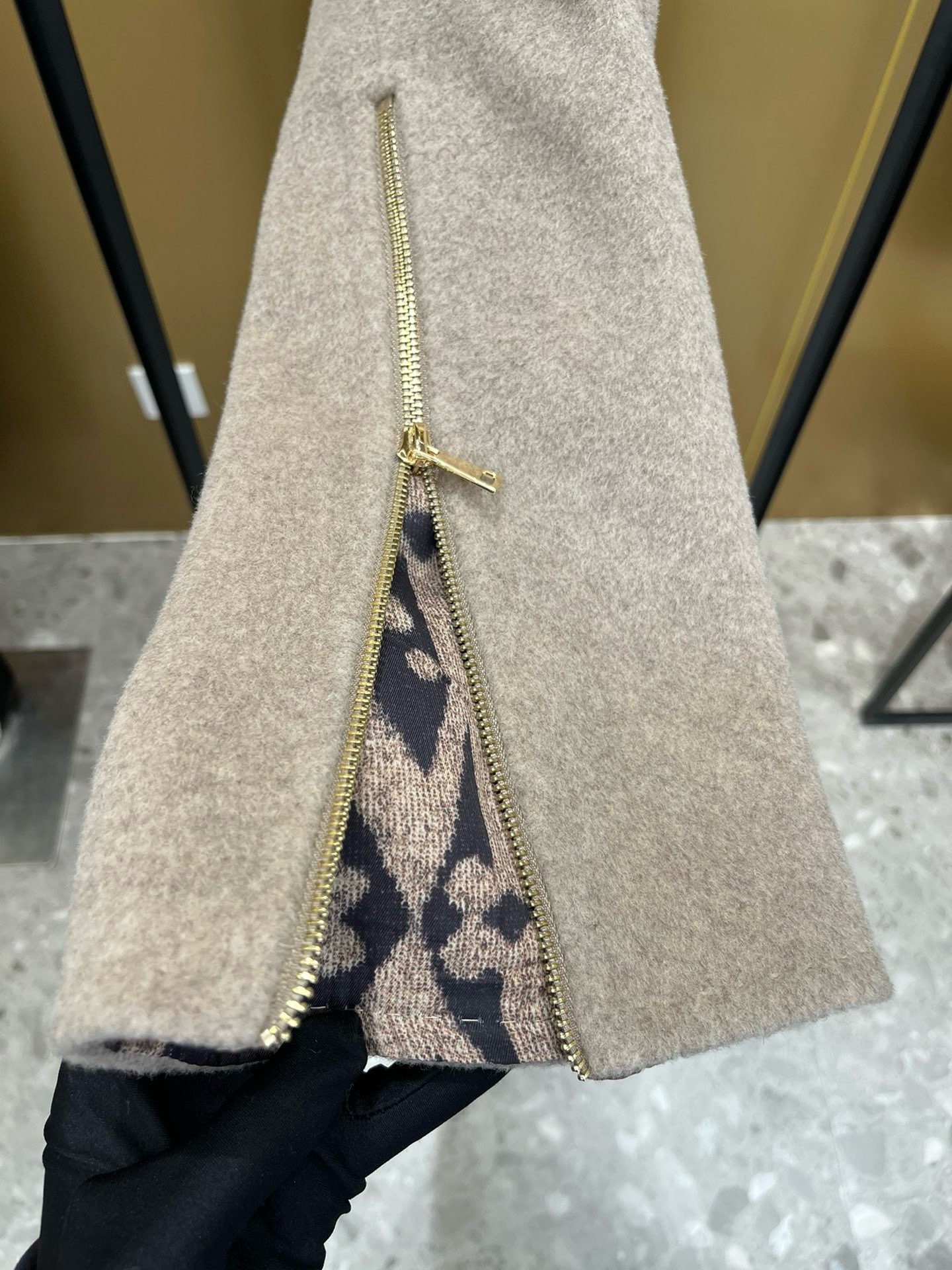 Max Mara Ethel Coat: Luxurious Alpaca & Cashmere Blend, Double-Breasted Design 9 i1723608751 4181 7
