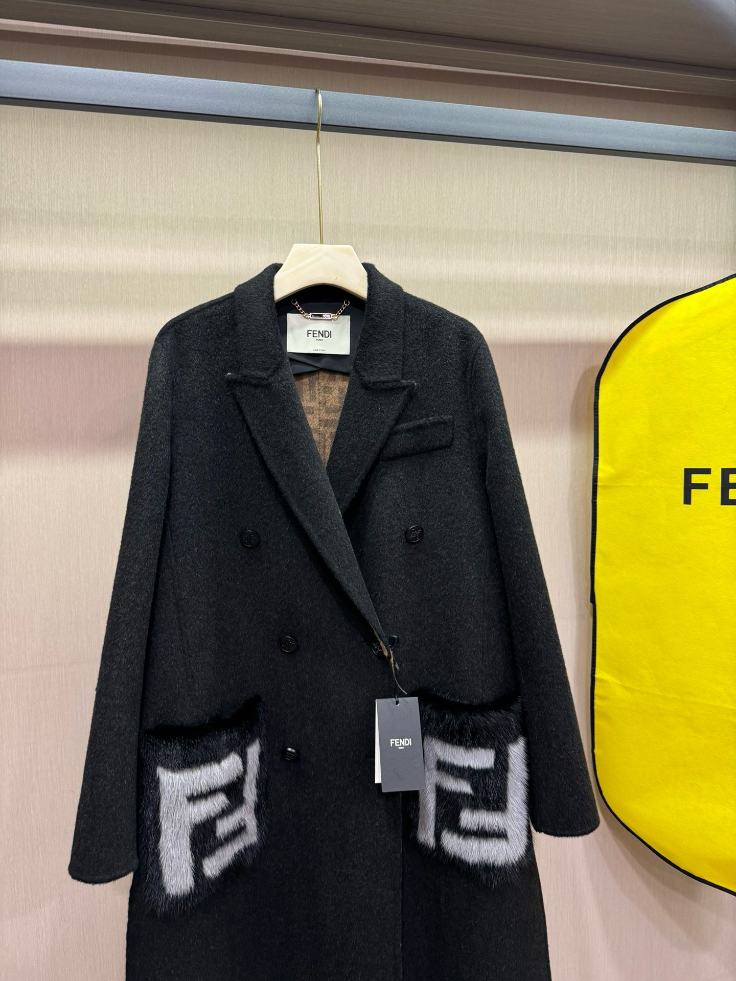 Fendi Wool-Cashmere Blend Coat with Mink Pocket Detail - New Arrival 8 i1725504699 3349 4