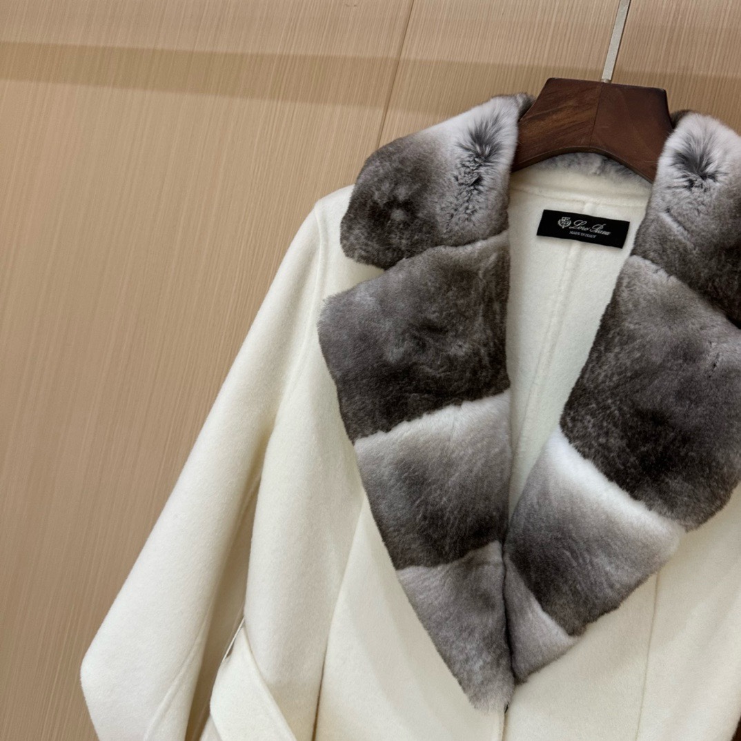 Elegant Cashmere & Rabbit Fur Coat - Warm, Soft, and Luxurious Outerwear 6 i1728901214 1947 8