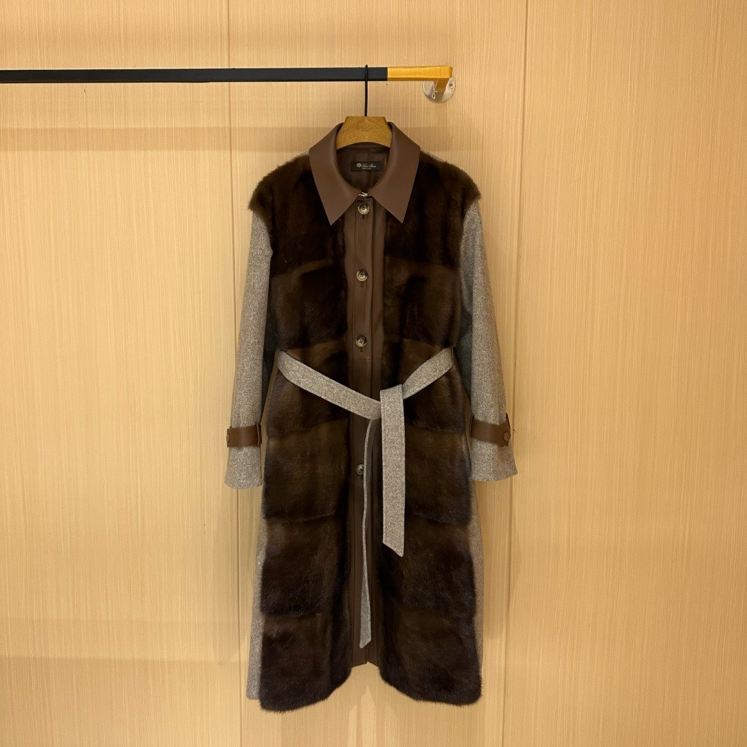 Loro Piana Wool & Mink Fur Coat with Goose Down Padding - Elegant Outerwear 5 i1732589006 7228 5