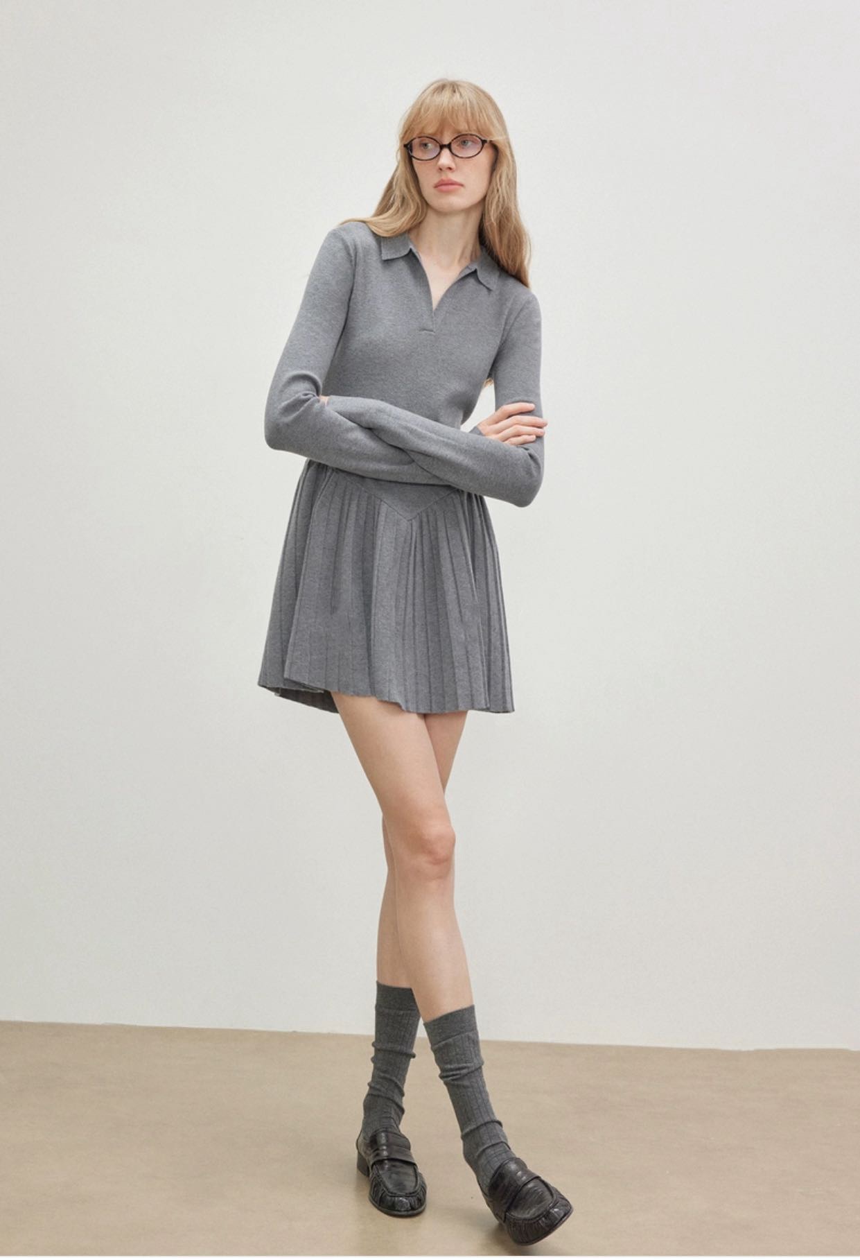 Elegant Wool Blend Pleated Dress - Comfortable and Stylish Knitwear for Women 4 i1735098270 5193 6
