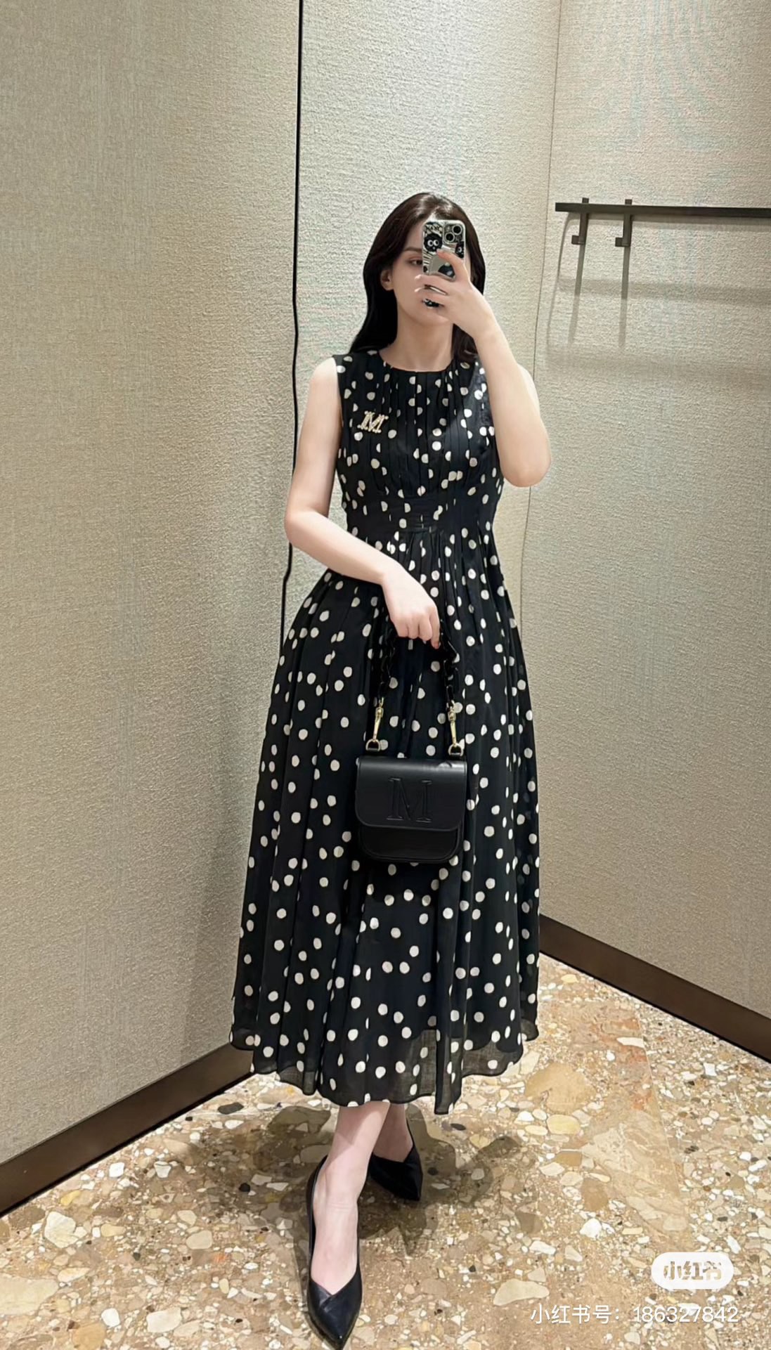 MaxMara 2025 Sleeveless Cotton Printed Dress - Elegant Polka Dot Design 5 i1743758880 3169 0